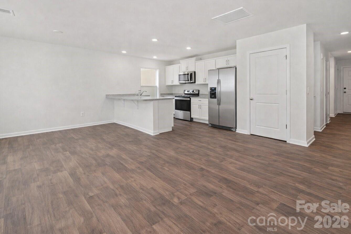 6109 Faron Way Property Photo 3