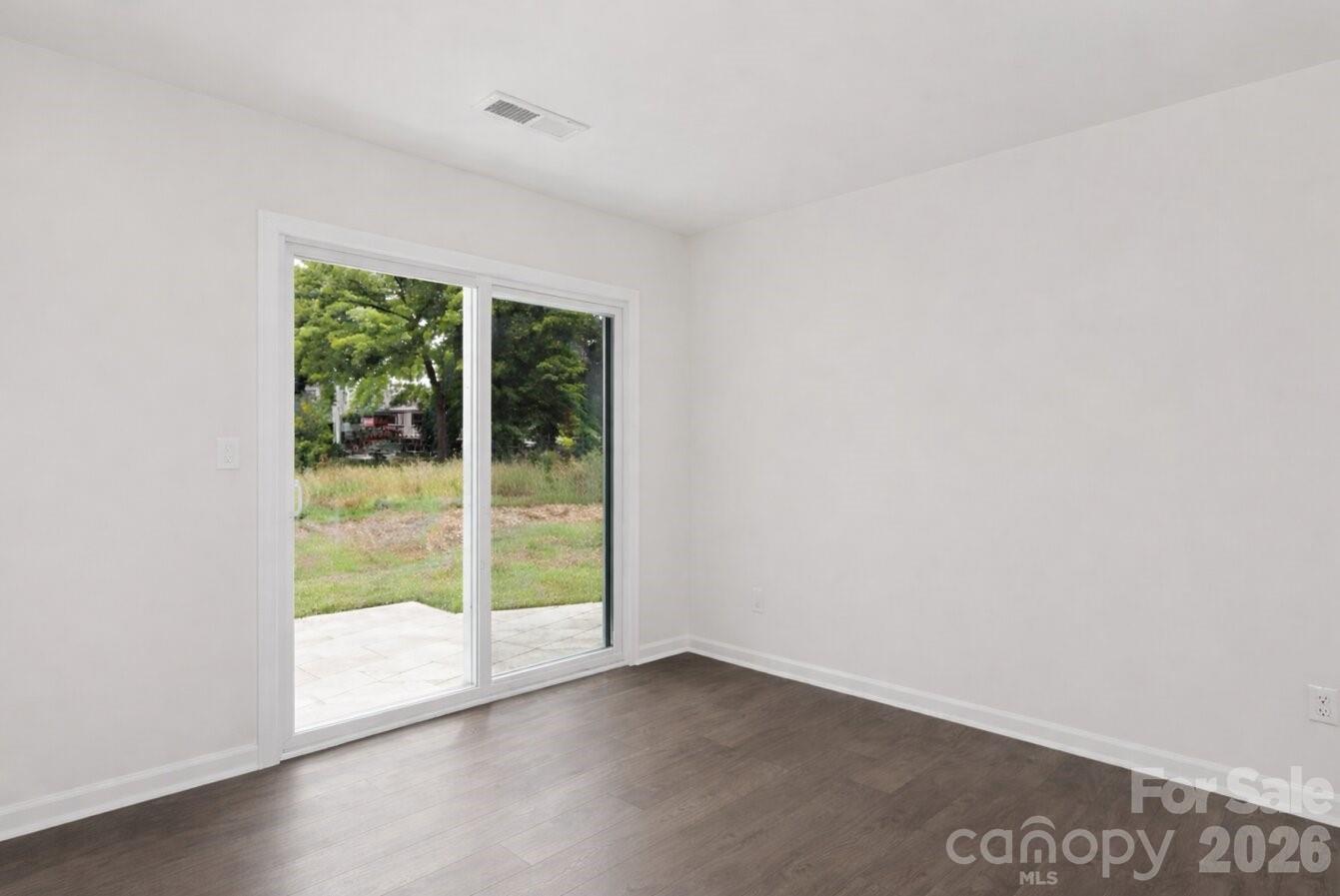 6109 Faron Way Property Photo 8