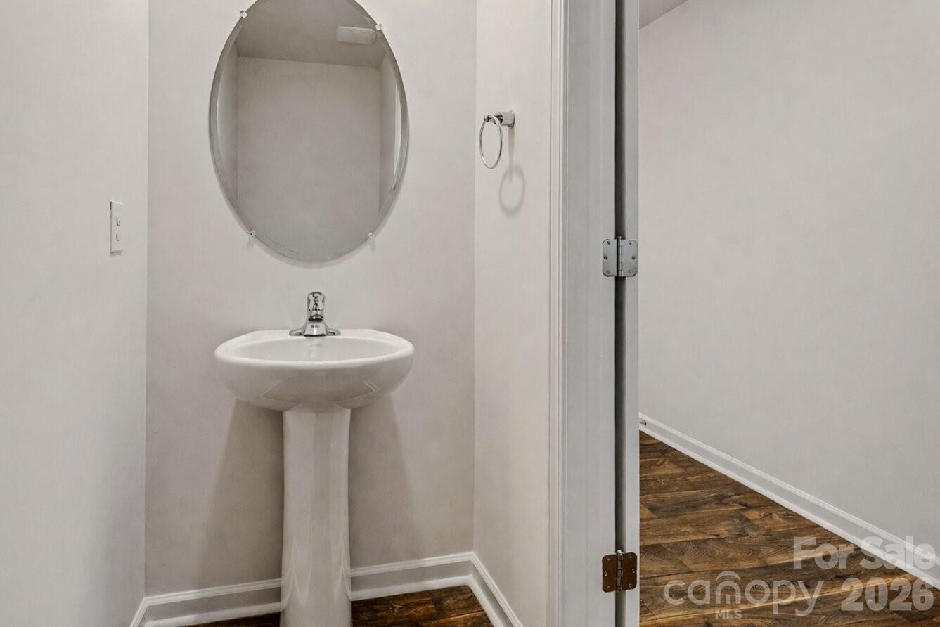 6109 Faron Way Property Photo 10
