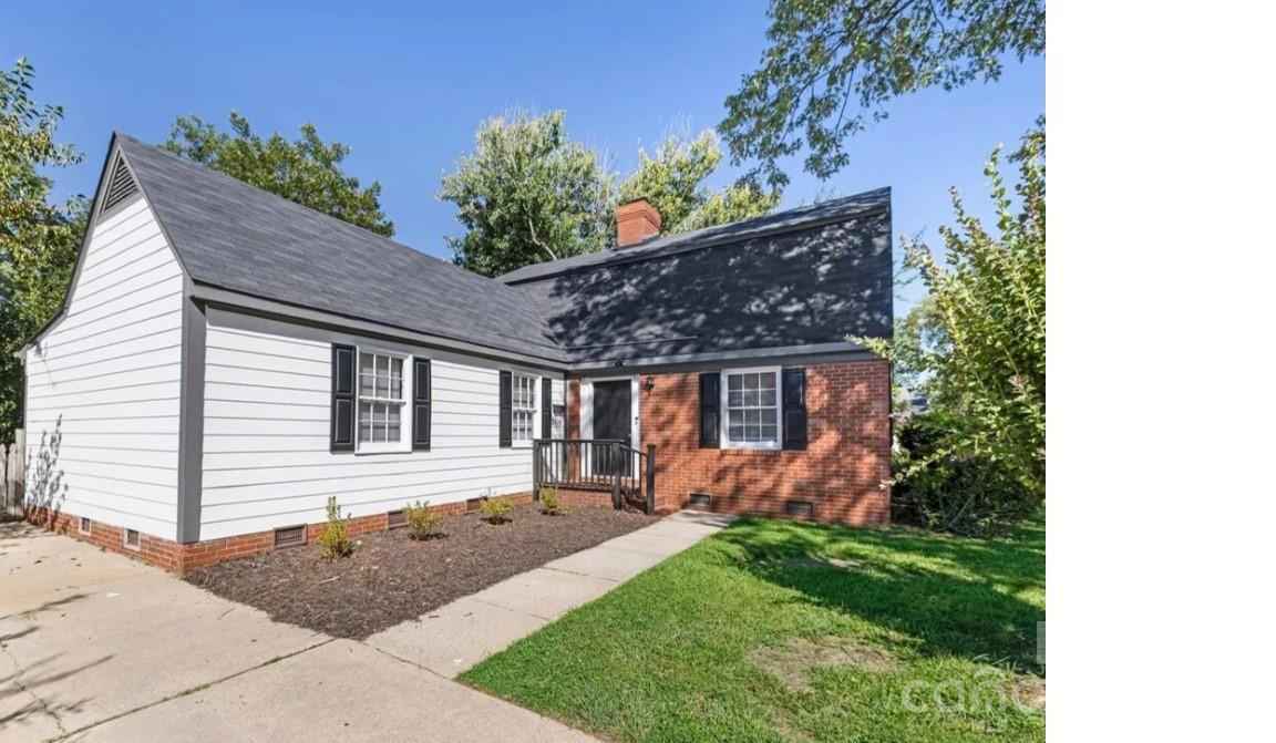 3909 Woodbriar Trail Property Photo 1