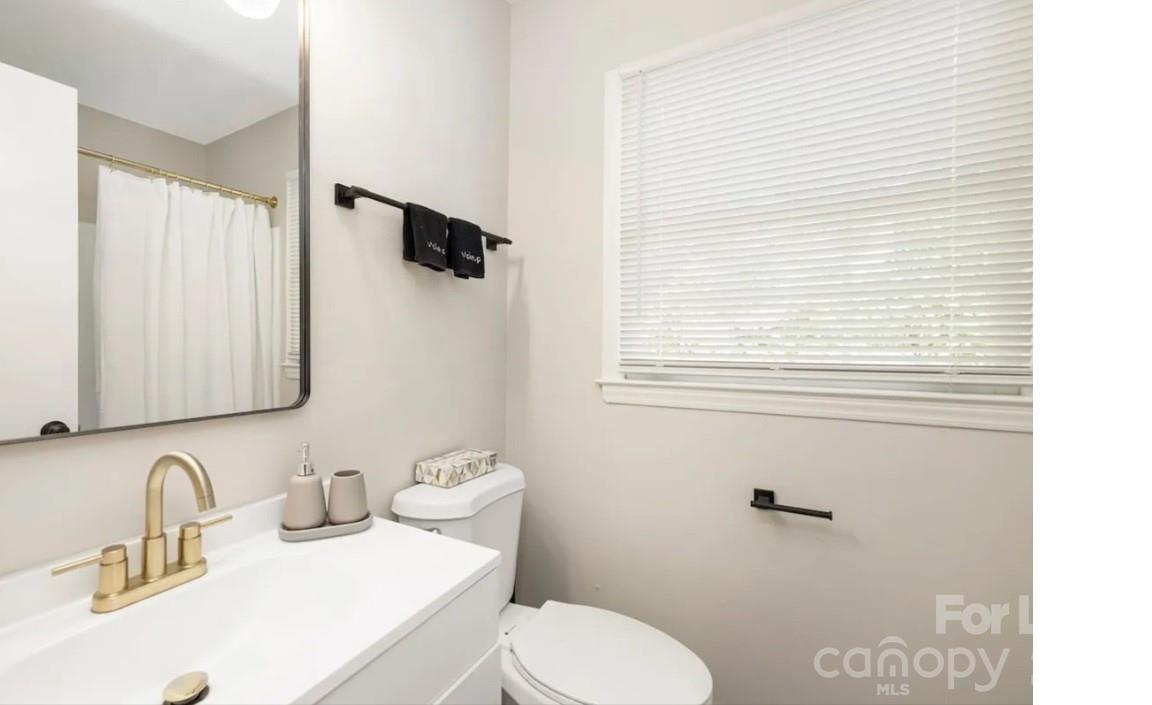 3909 Woodbriar Trail Property Photo 20