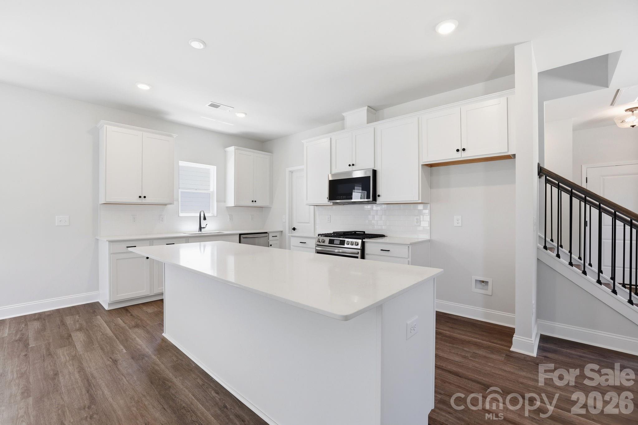 4009 Grommet Court Property Photo 3