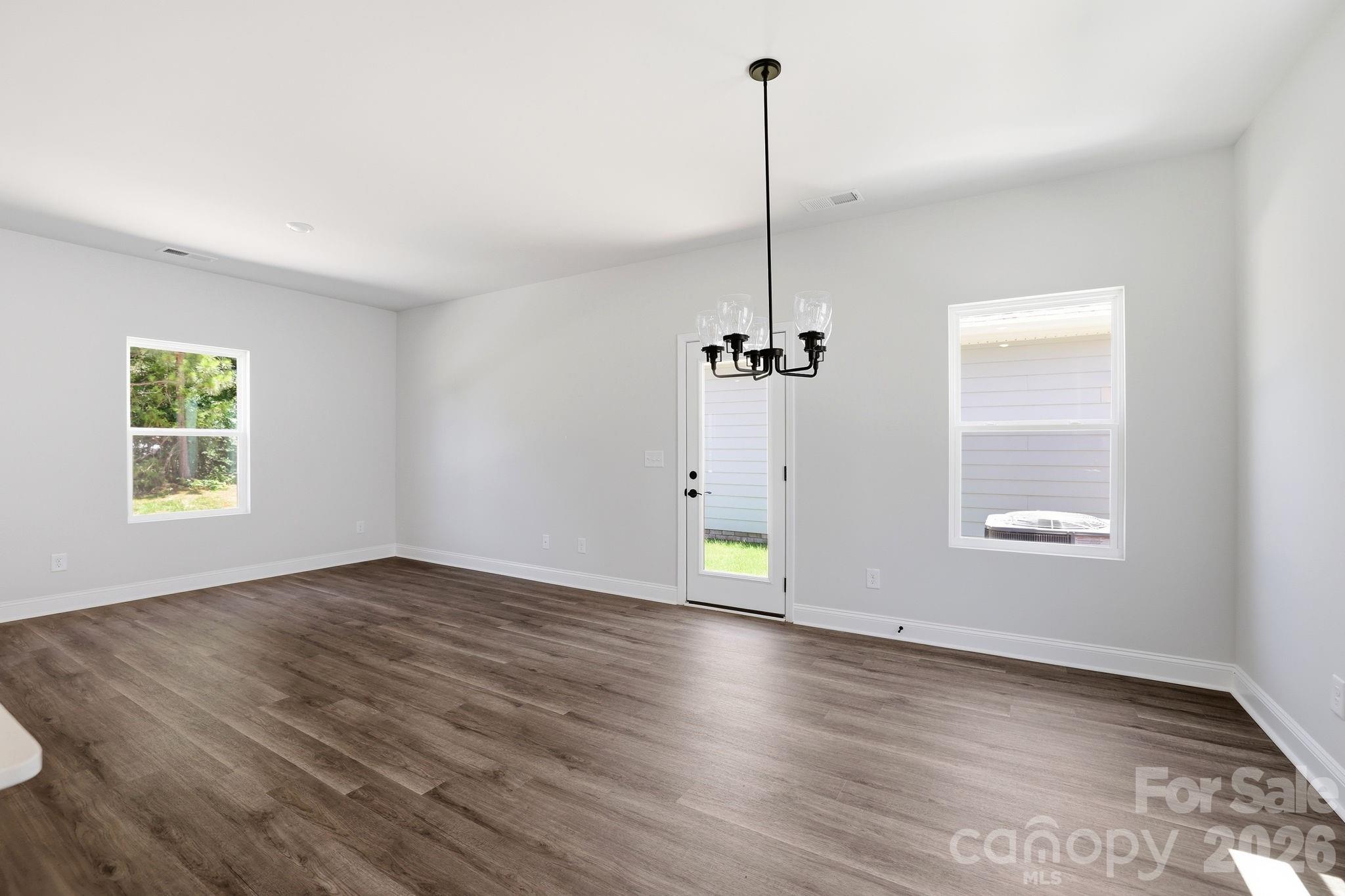 4009 Grommet Court Property Photo 6