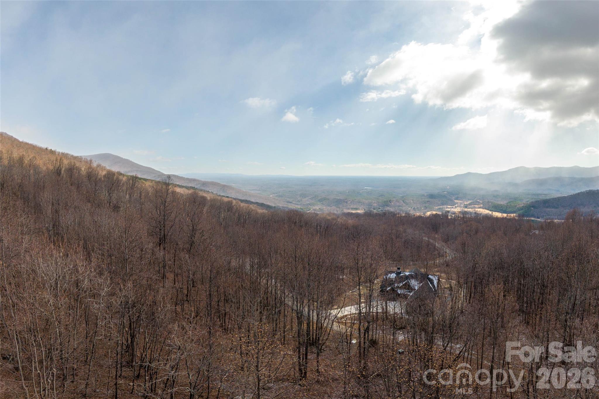 630 Spring Cove Lane Property Photo 7