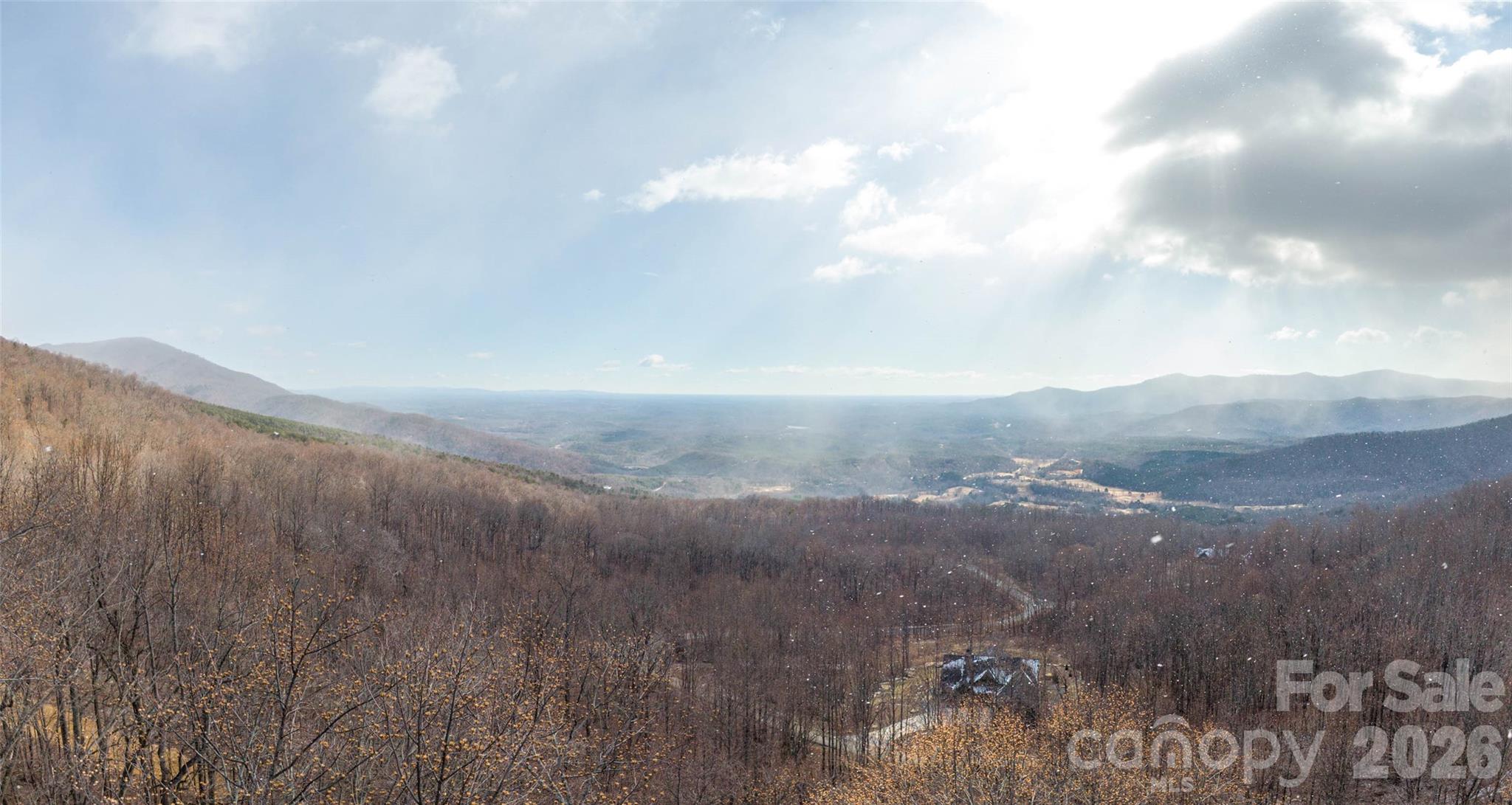 630 Spring Cove Lane Property Photo 8