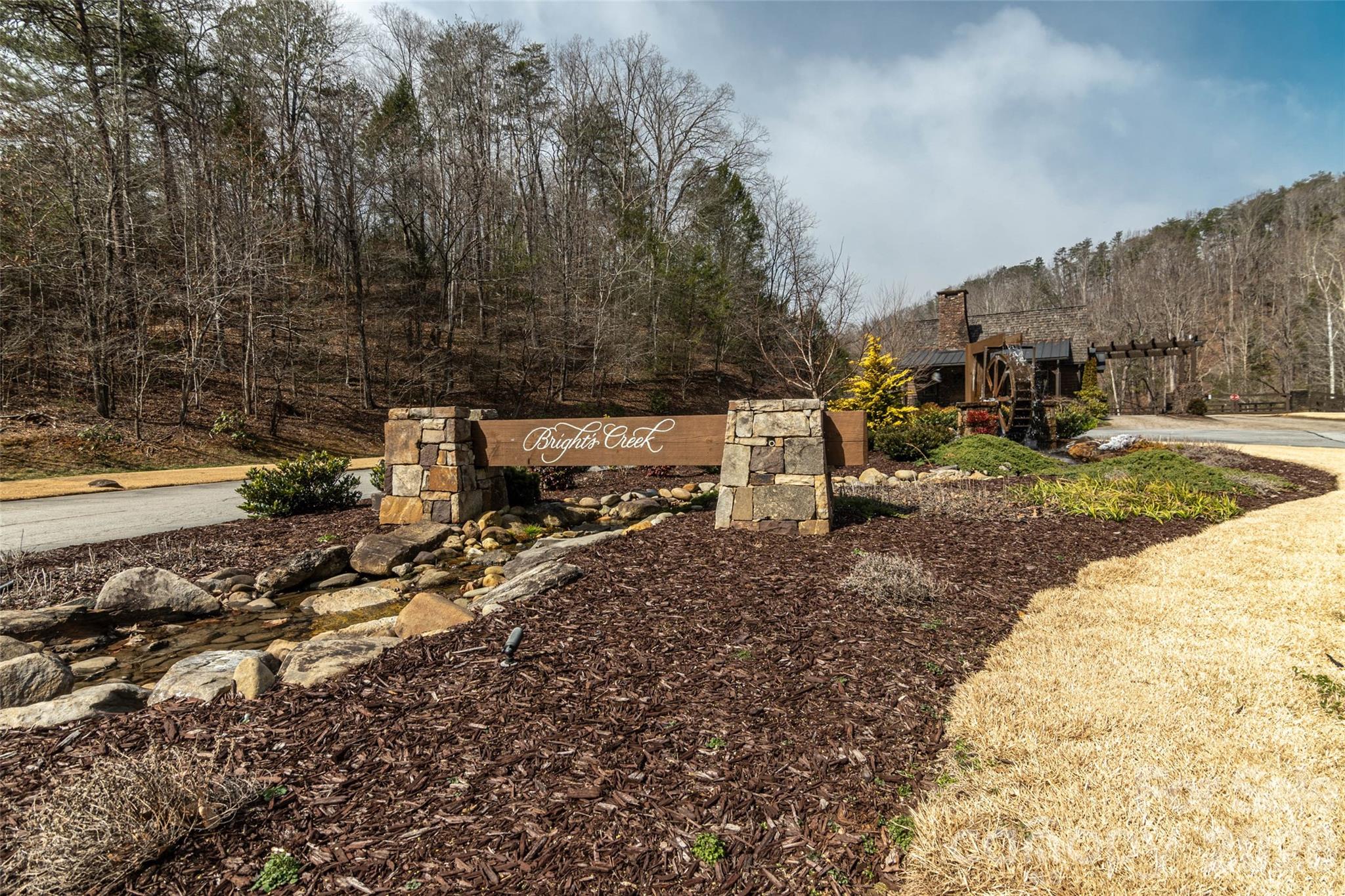 630 Spring Cove Lane Property Photo 24