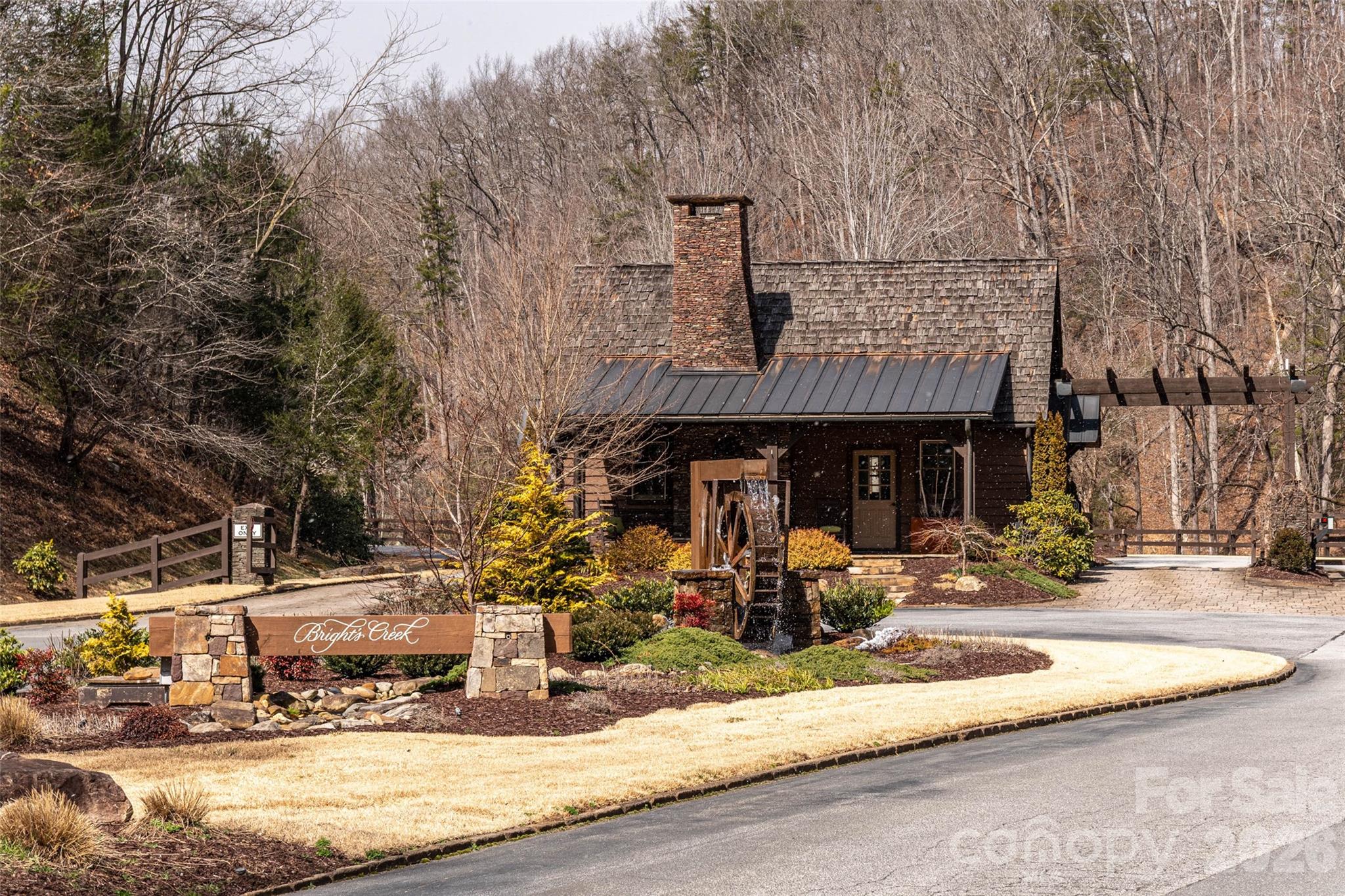 630 Spring Cove Lane Property Photo 25
