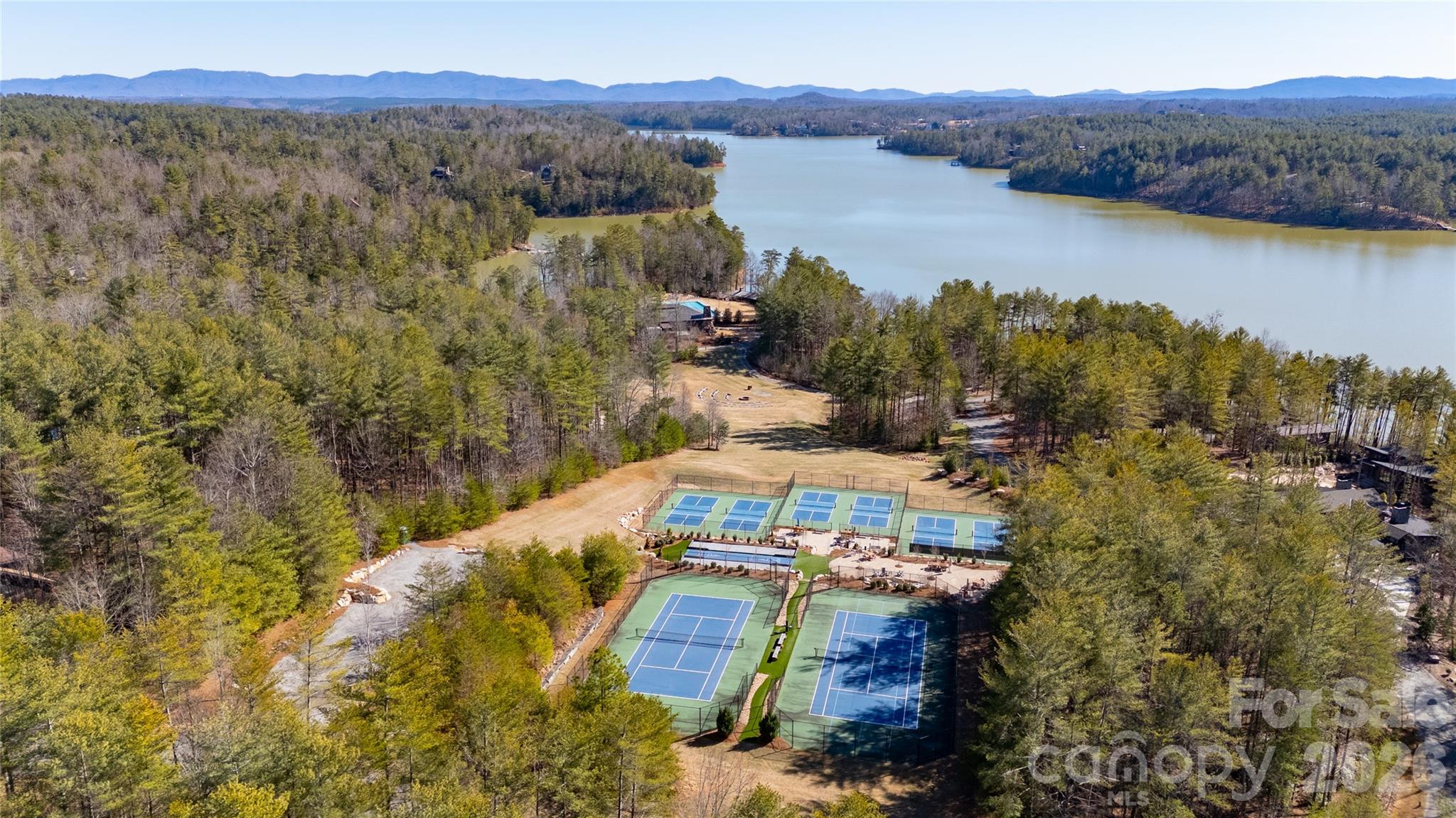 2004 Fergusons Folly Drive Property Photo 33