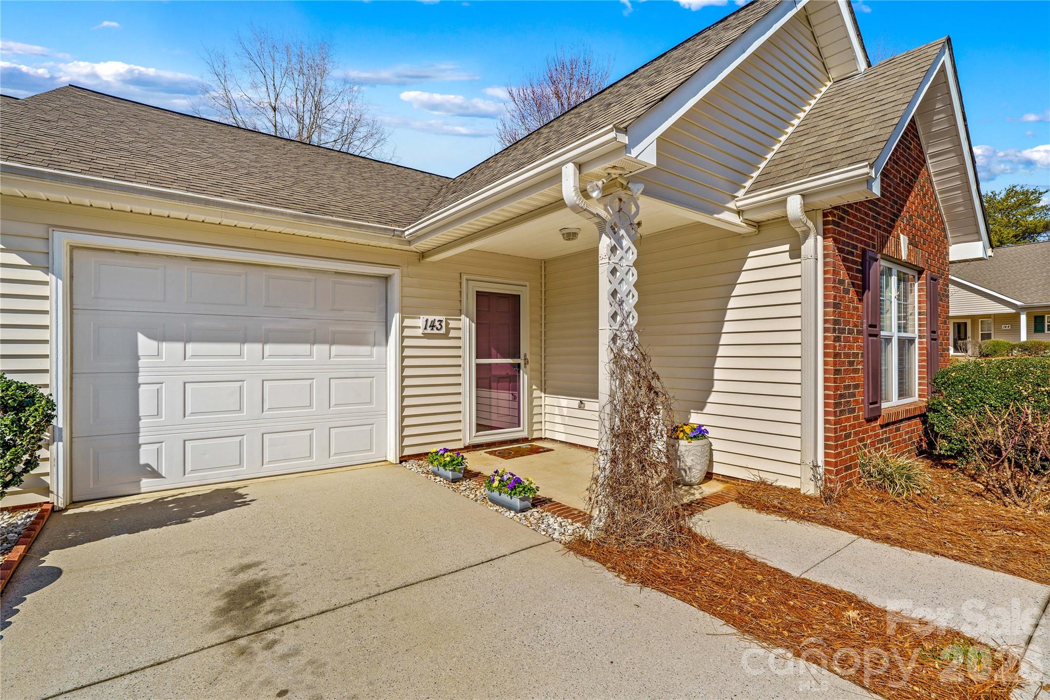 143 Ashwood Lane Property Photo 4