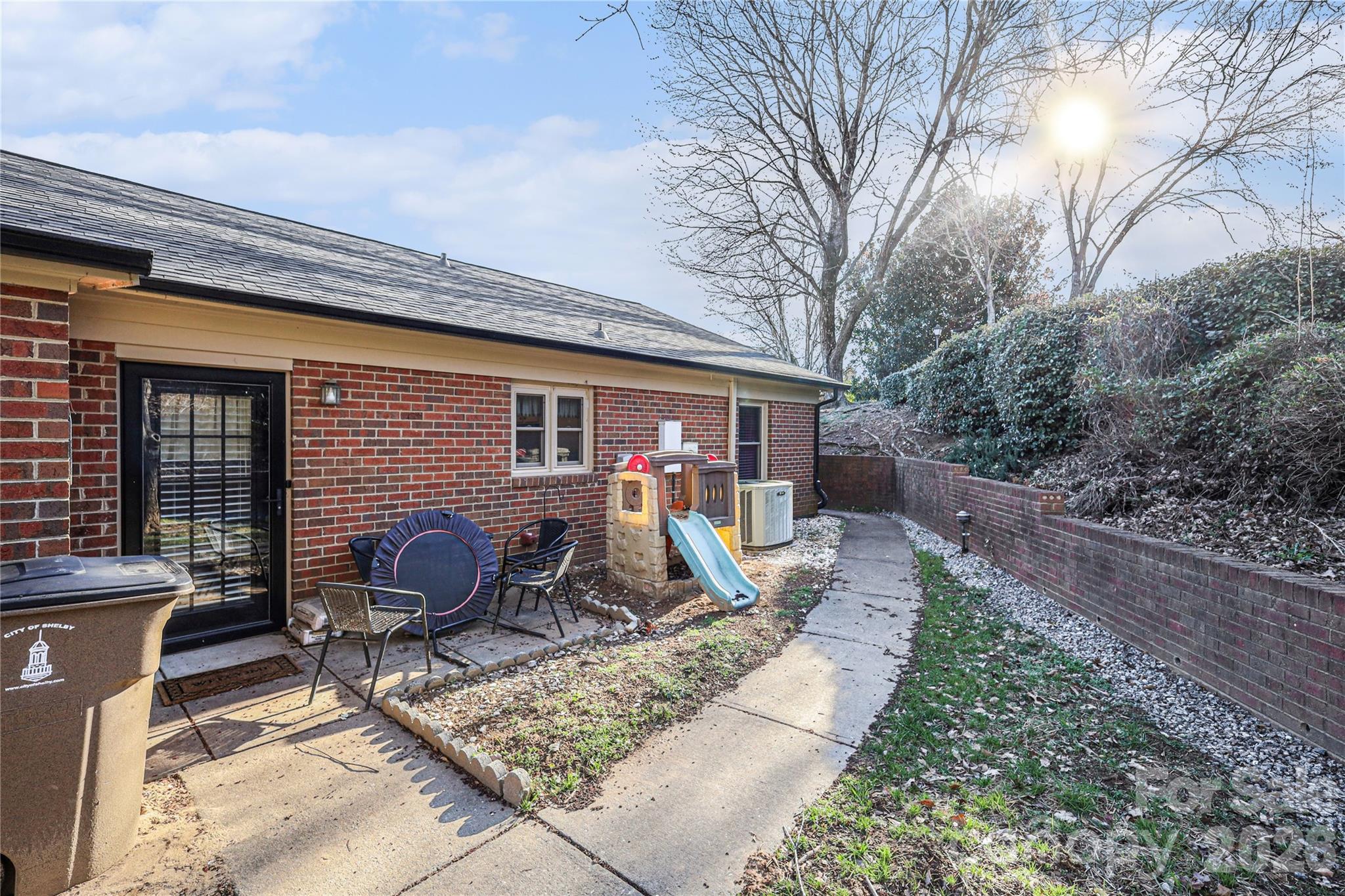 1204 Northgate Drive A Property Photo 25