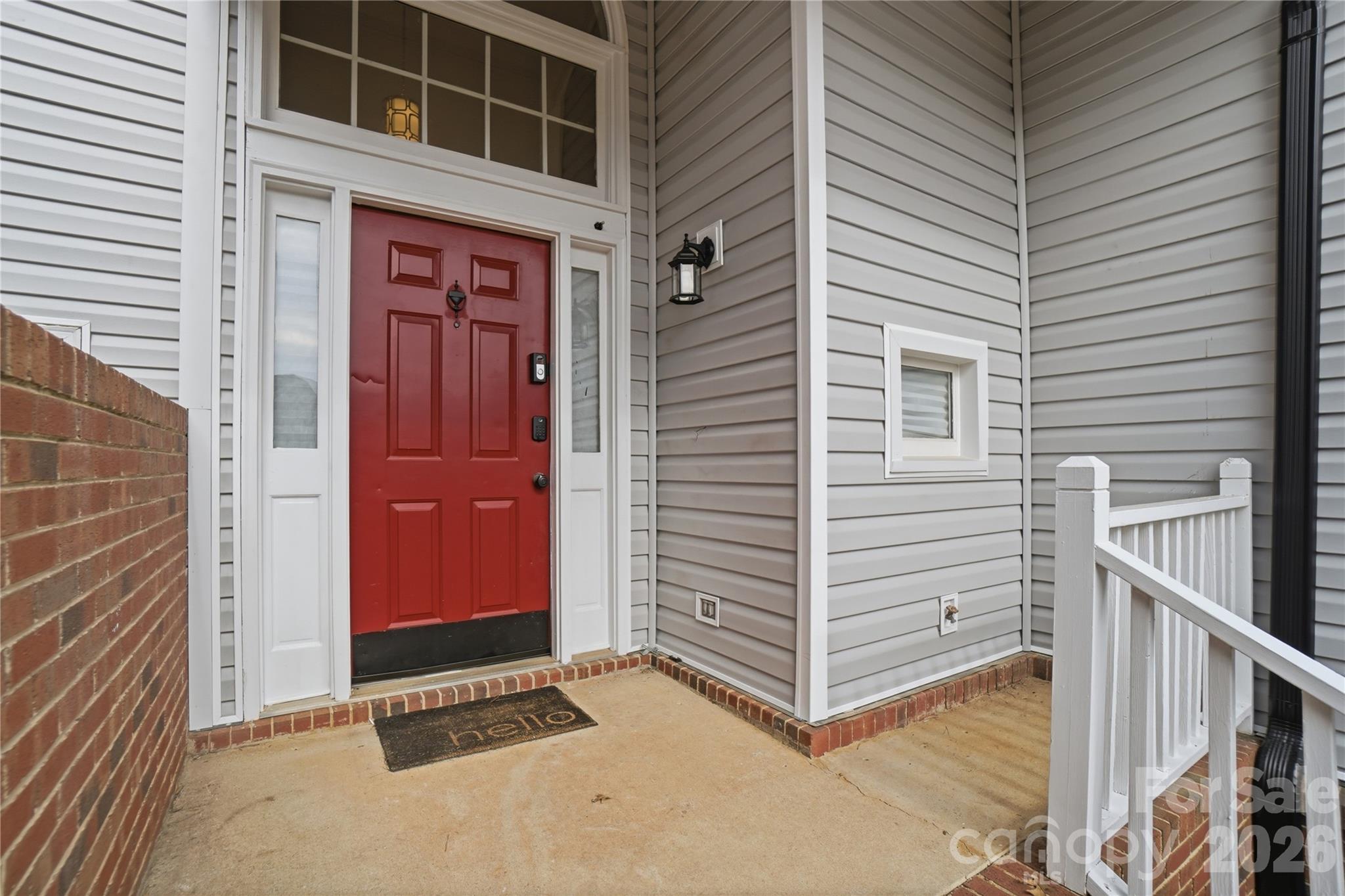 8729 Fox Chase Lane Property Photo 3