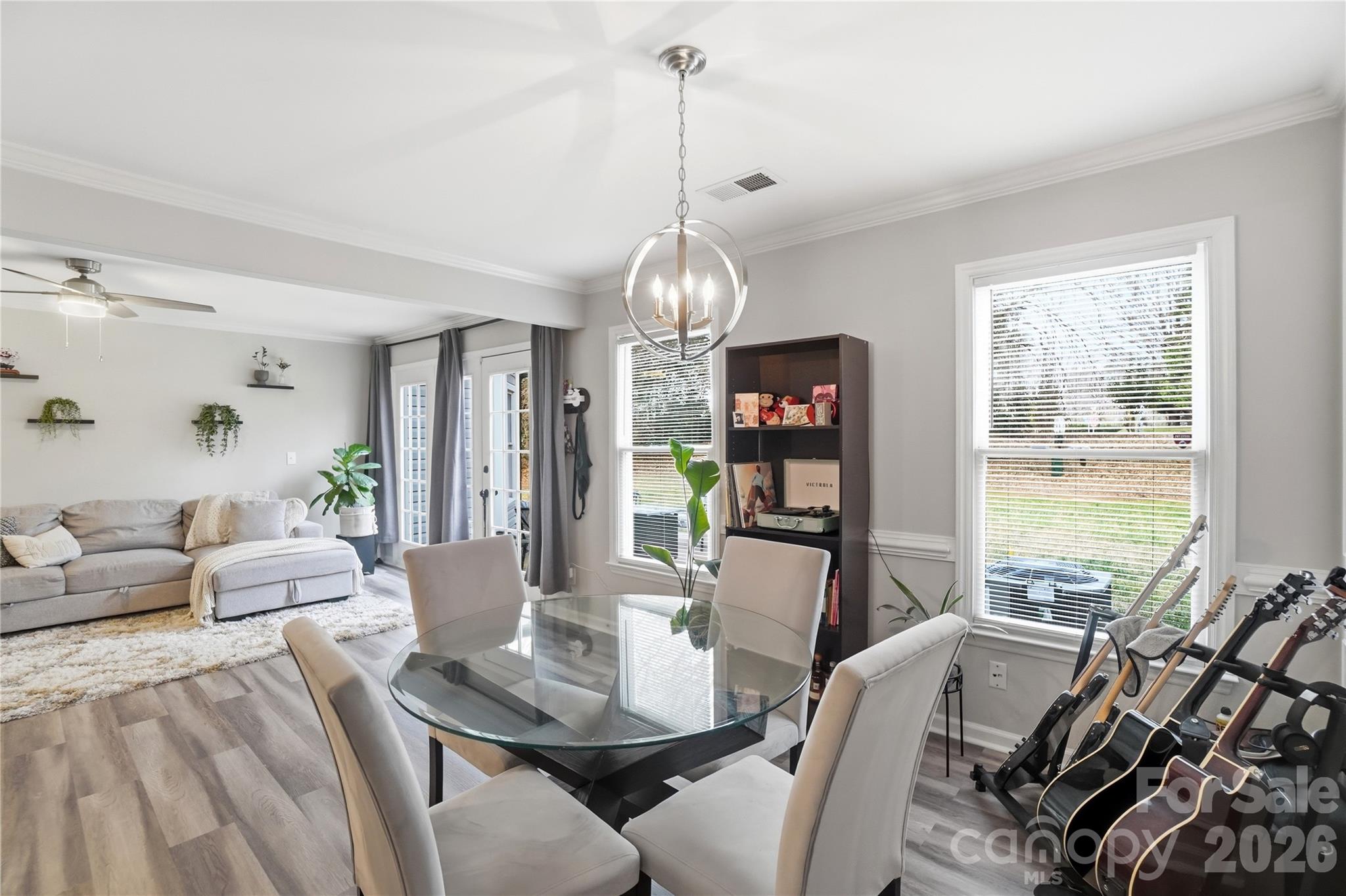 8729 Fox Chase Lane Property Photo 8