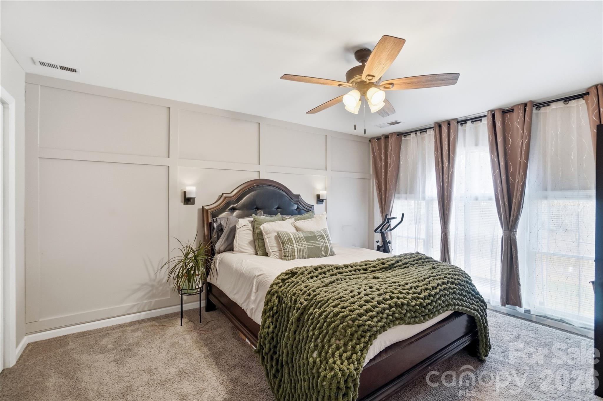 8729 Fox Chase Lane Property Photo 15