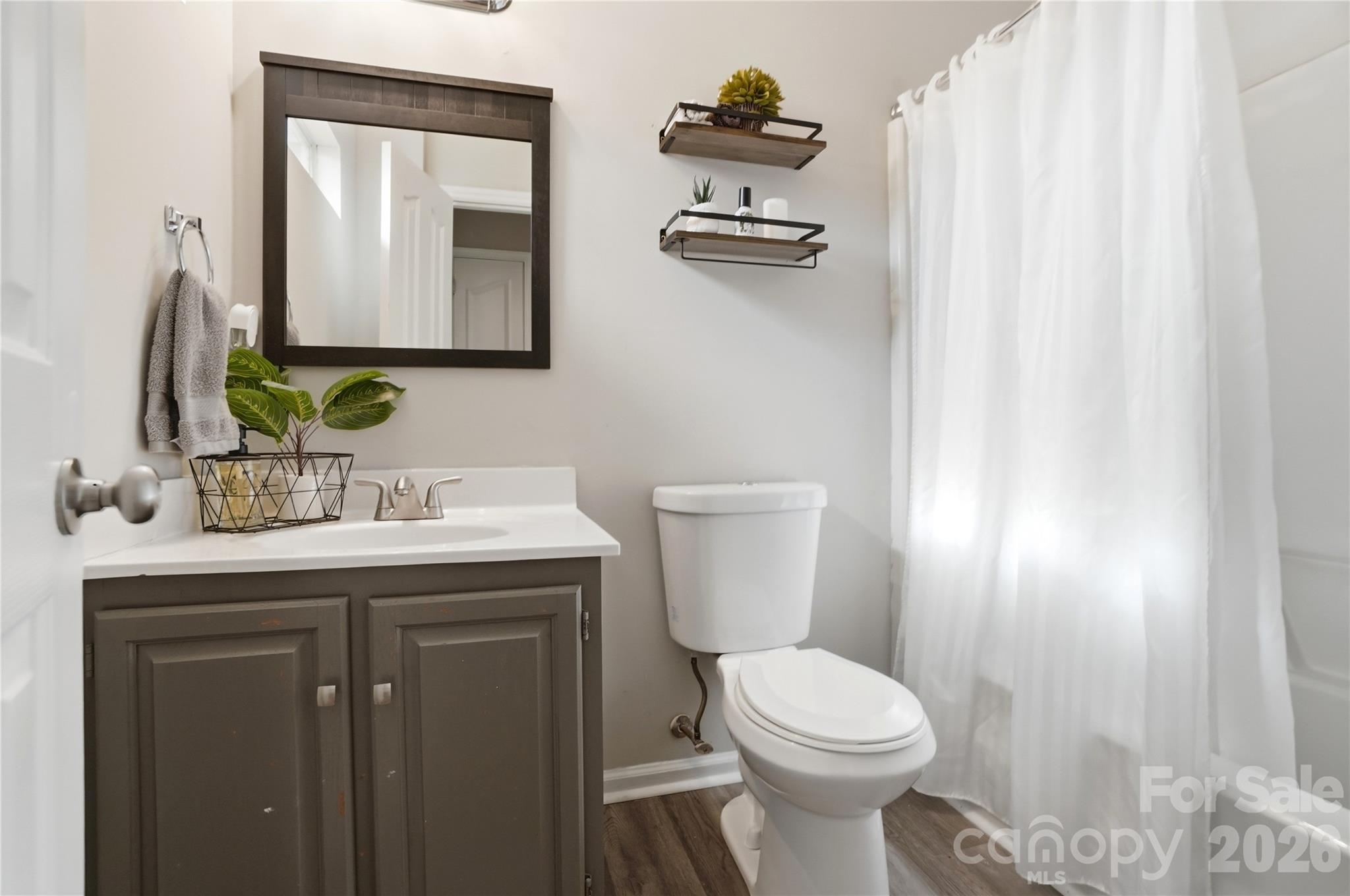 8729 Fox Chase Lane Property Photo 16