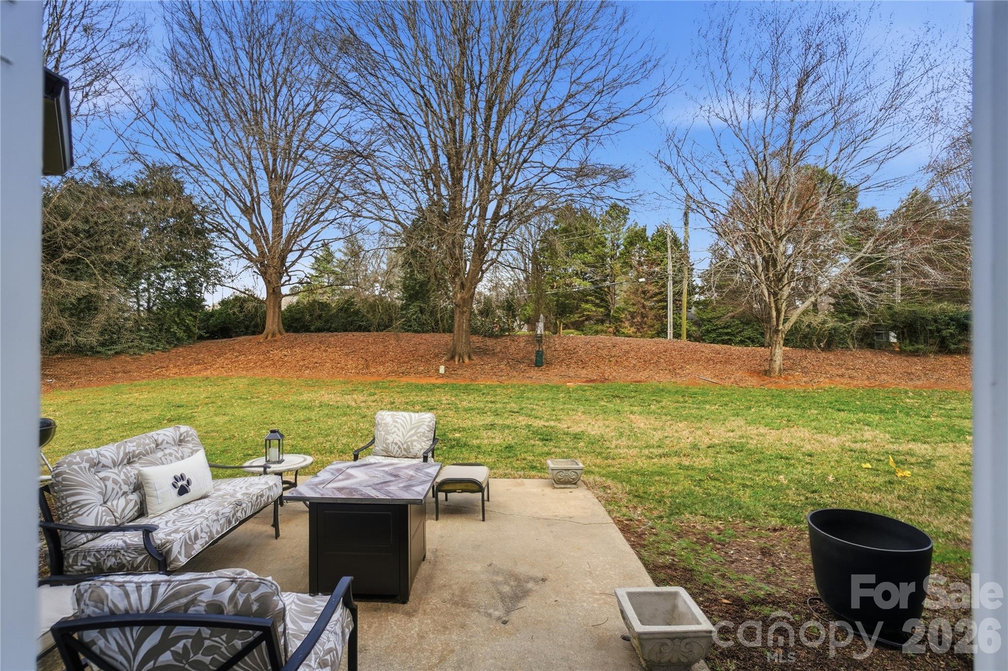 8729 Fox Chase Lane Property Photo 22
