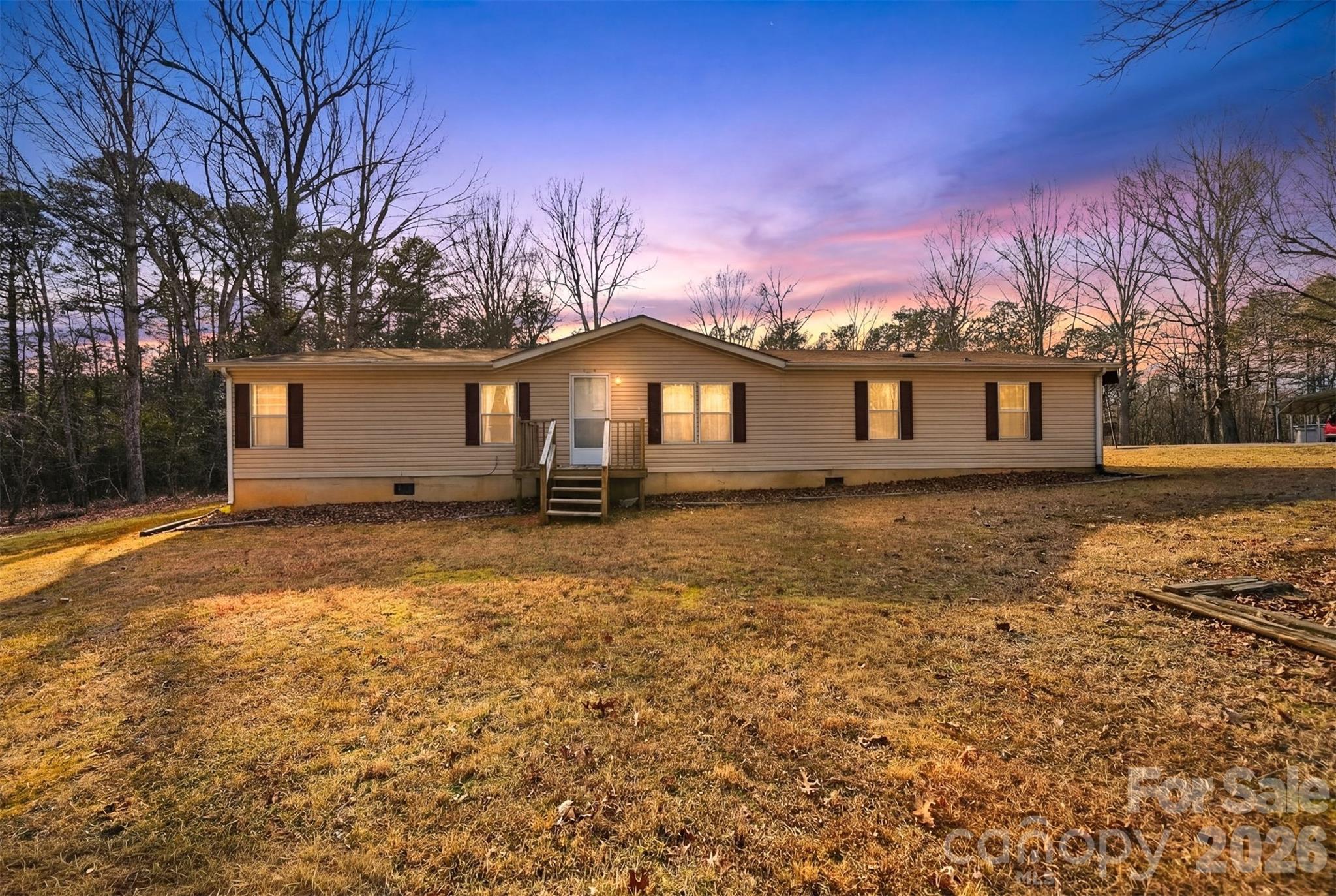 107 10th Street Property Photo 1