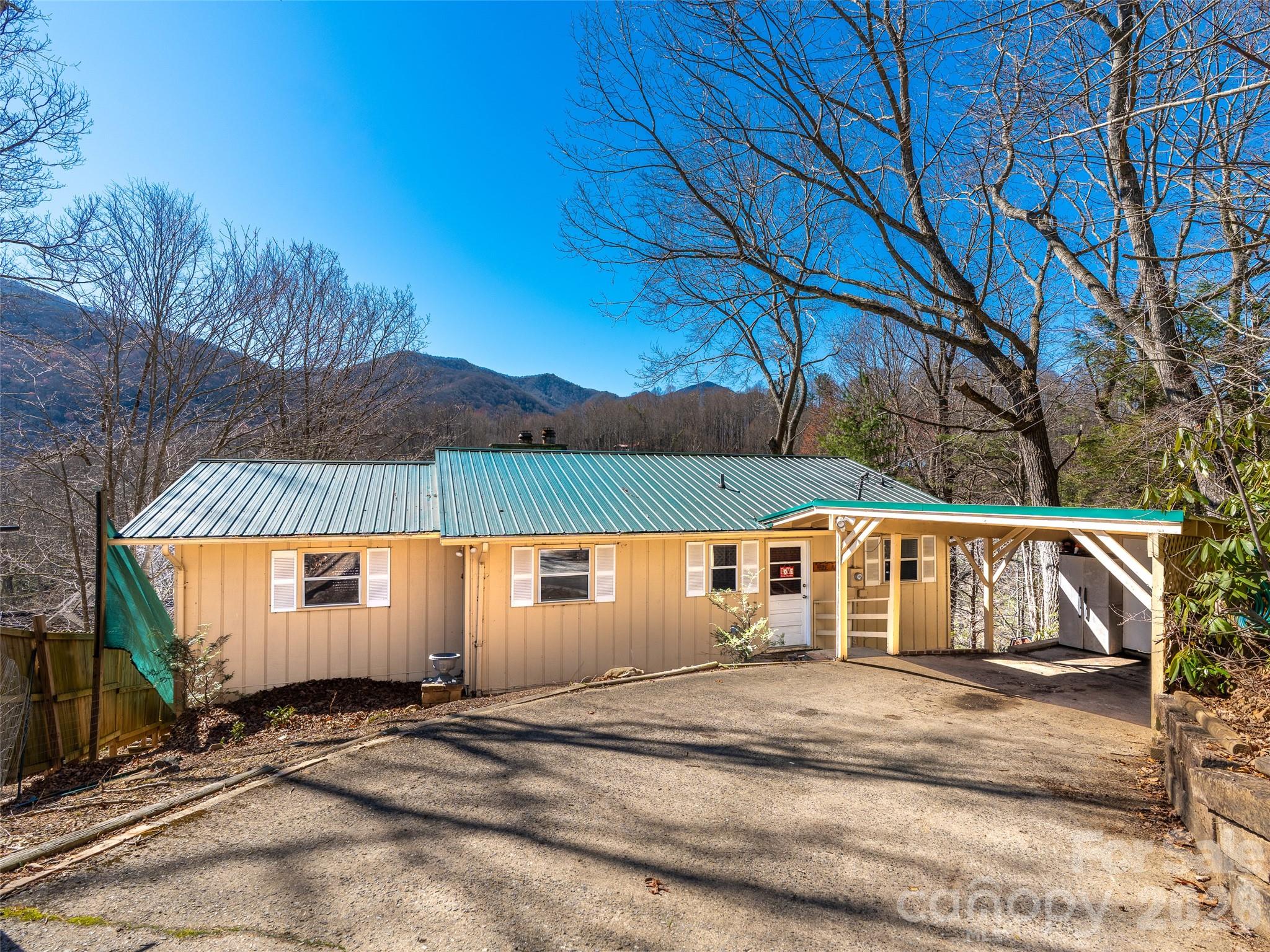 174 Pleasant Ridge Property Photo 1
