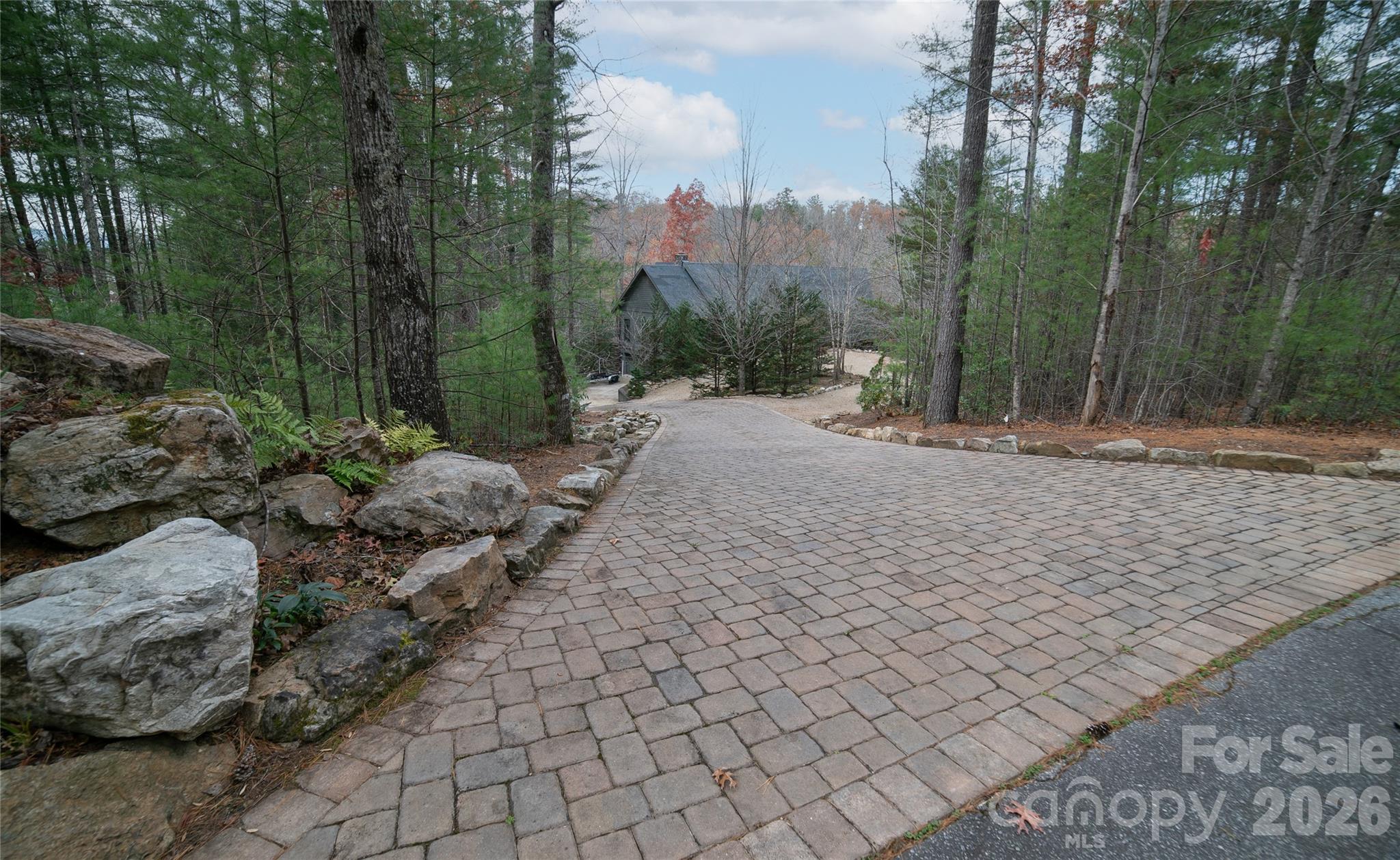 2186 Long Rifle Ridge Road Property Photo 2