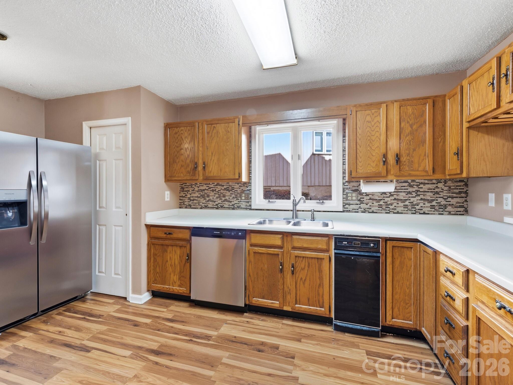 71 Pebble Creek Drive Property Photo 9
