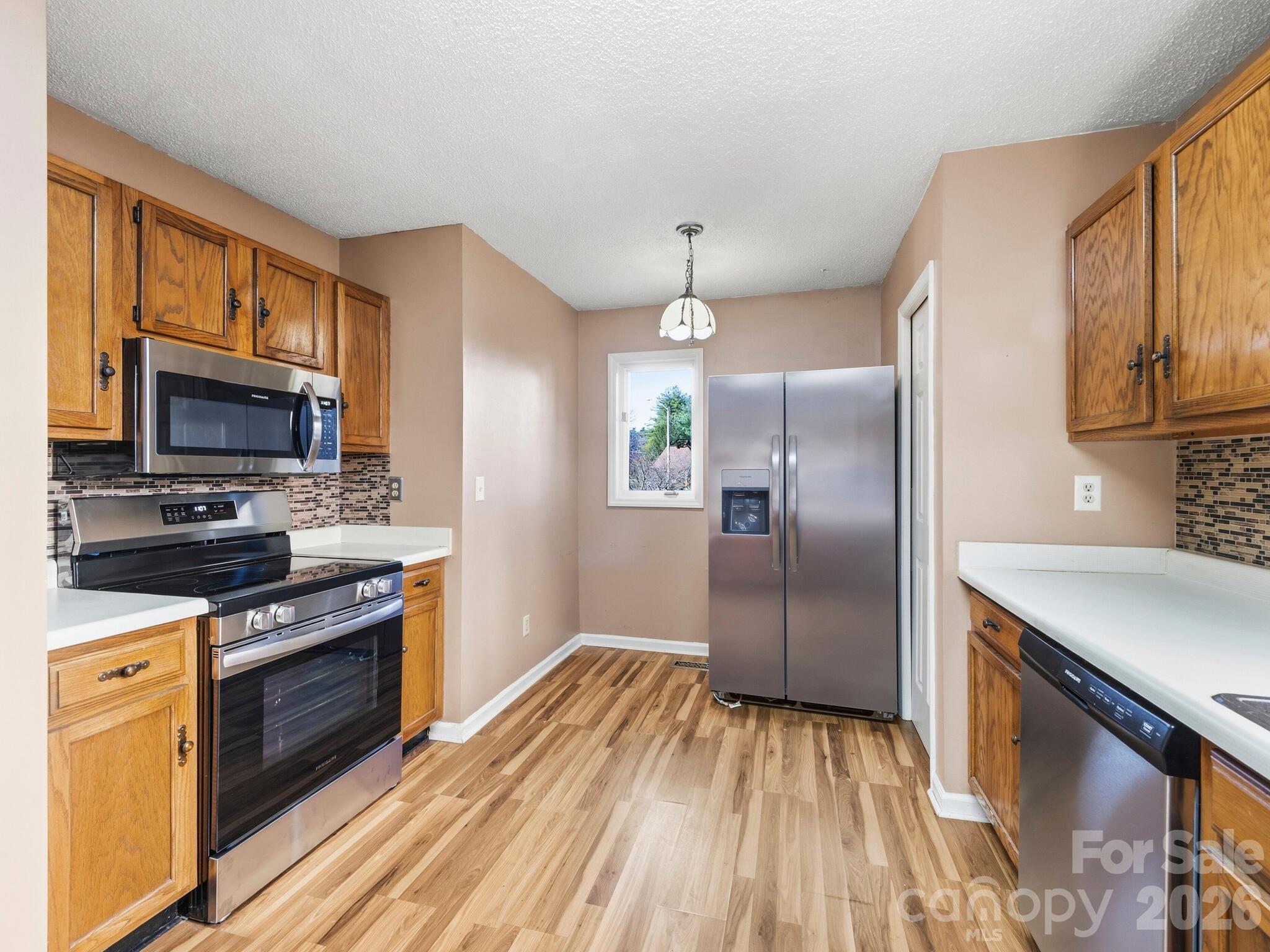 71 Pebble Creek Drive Property Photo 10