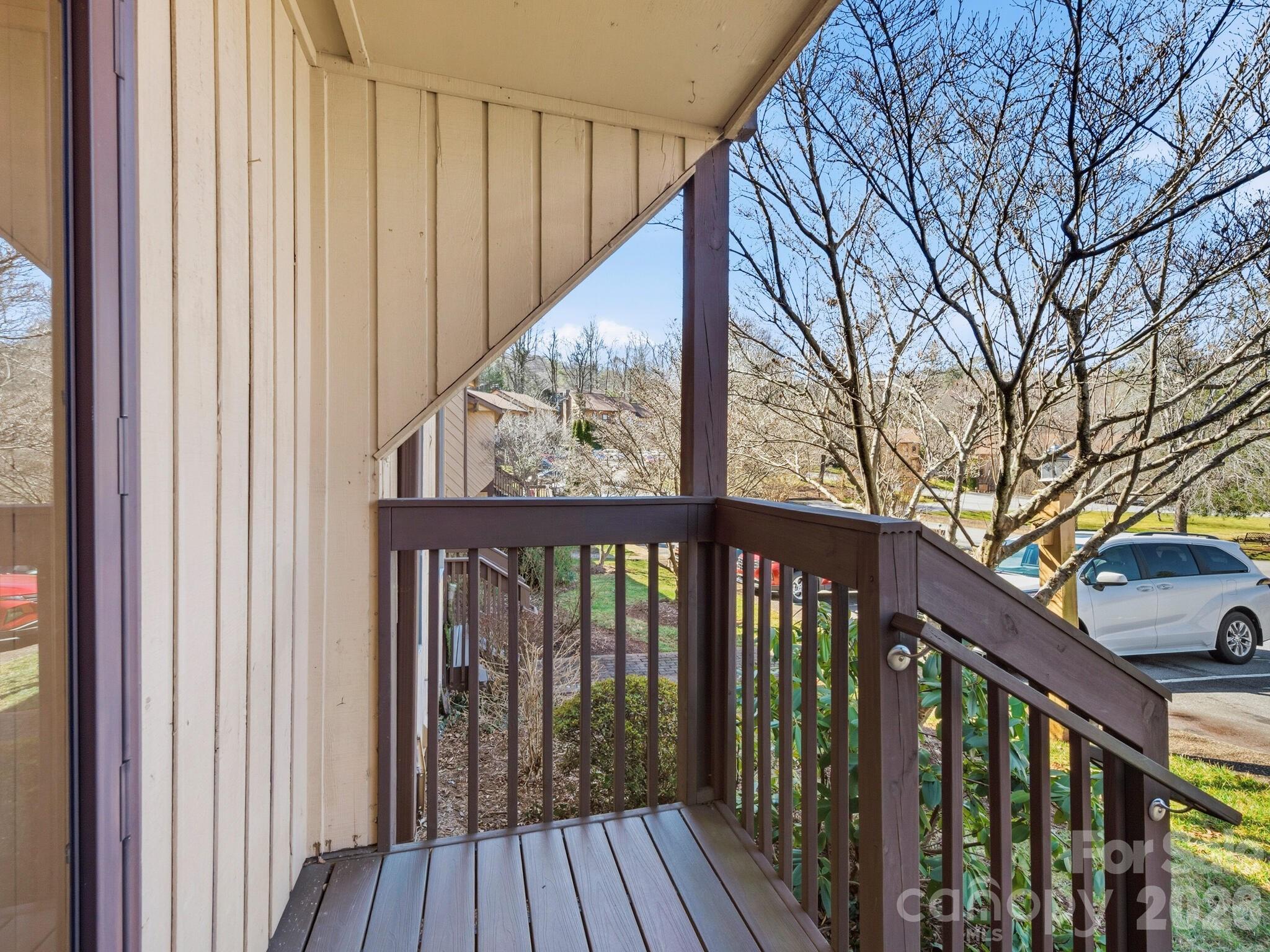 71 Pebble Creek Drive Property Photo 29