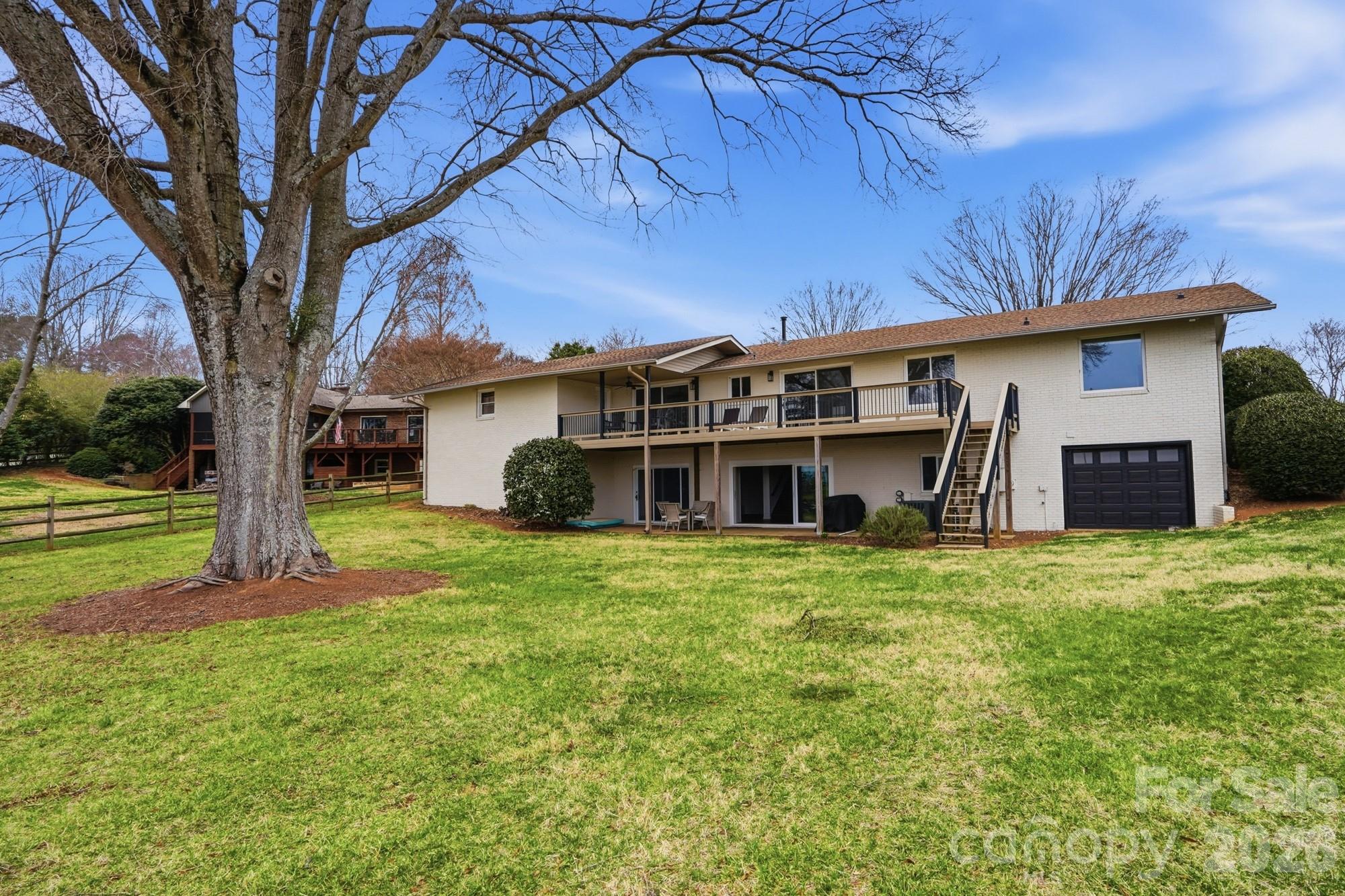 332 Shoreline Loop Property Photo 37