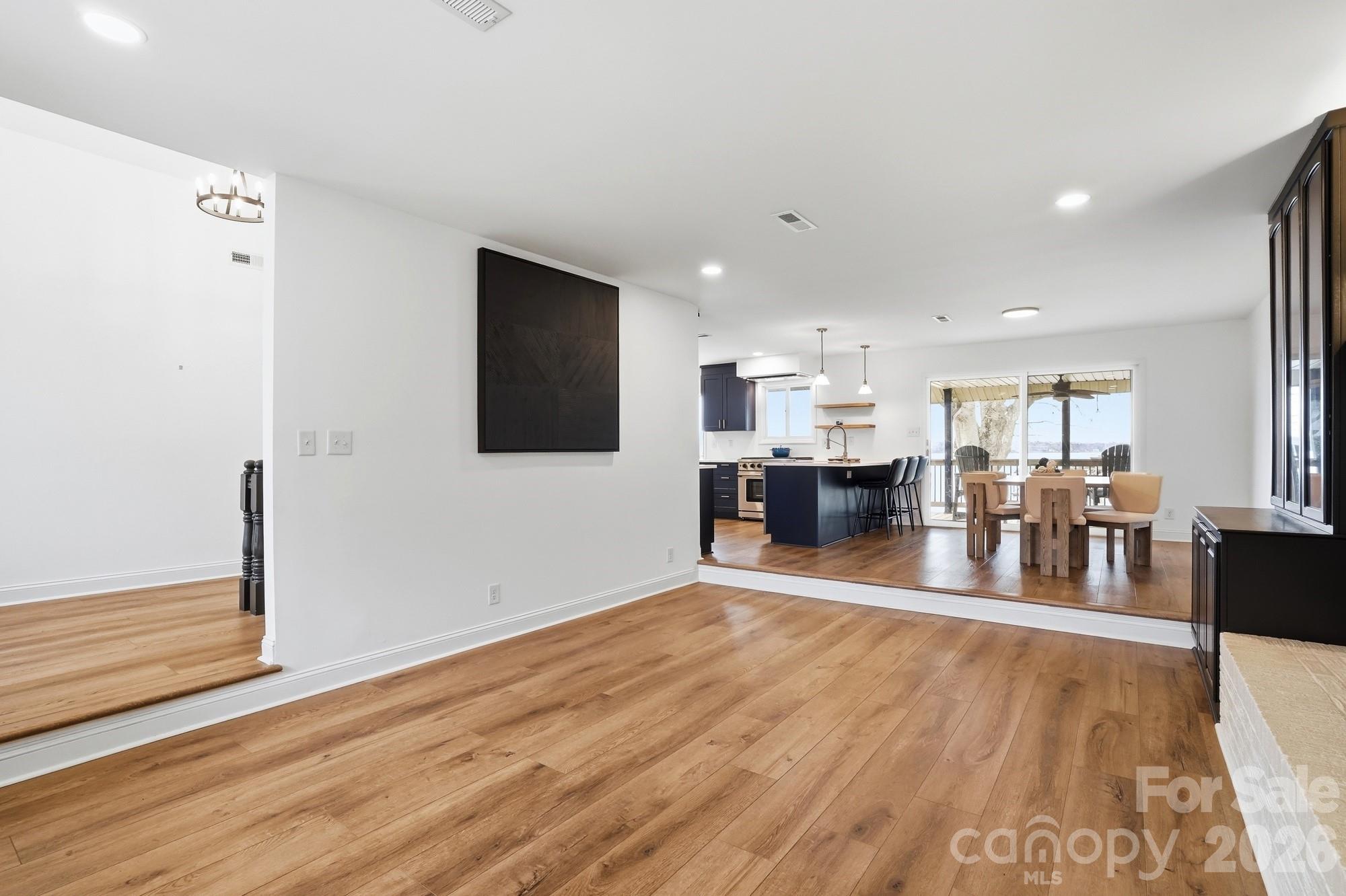 332 Shoreline Loop Property Photo 41