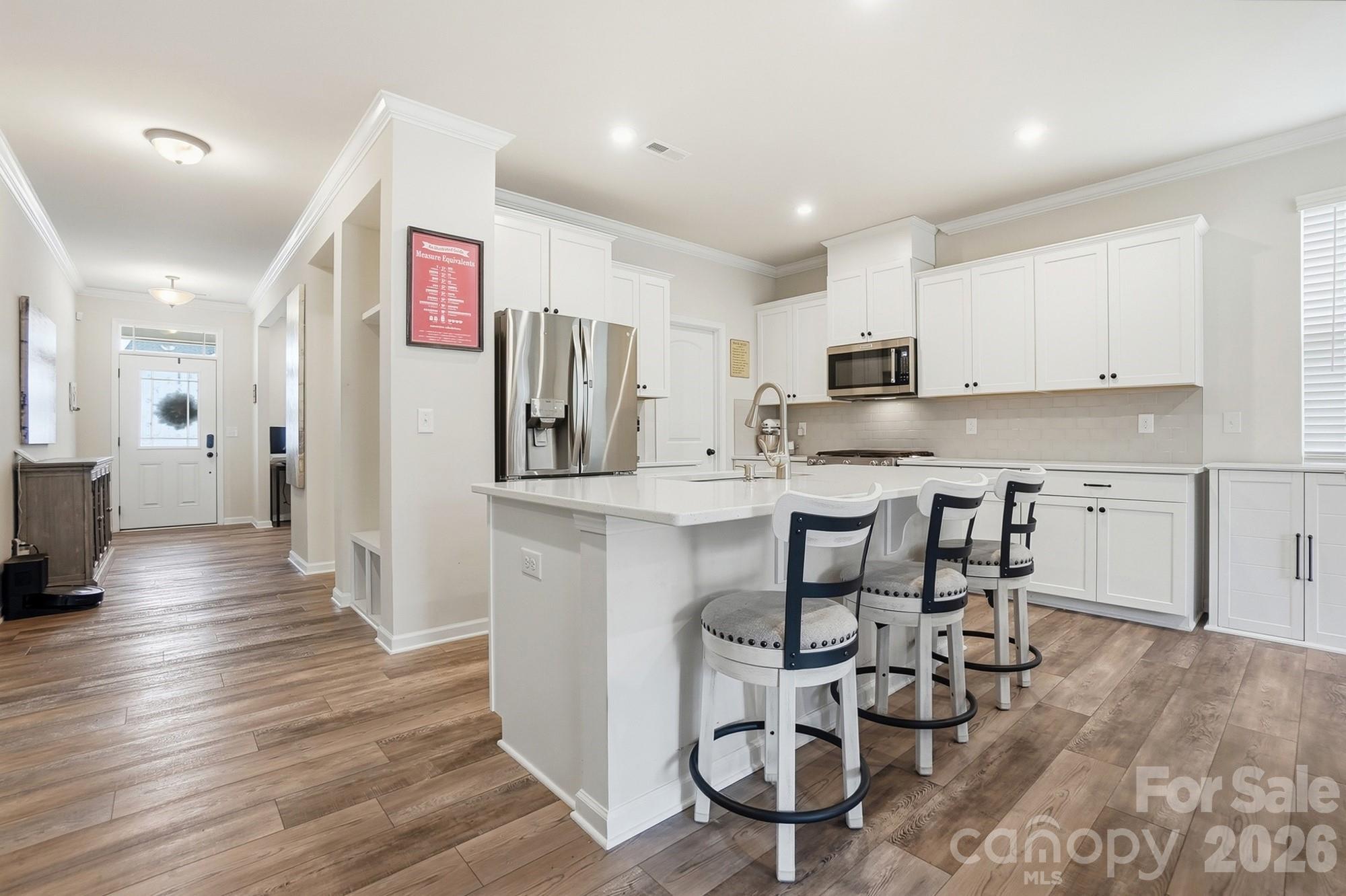 1323 Laggan Lane Property Photo 10