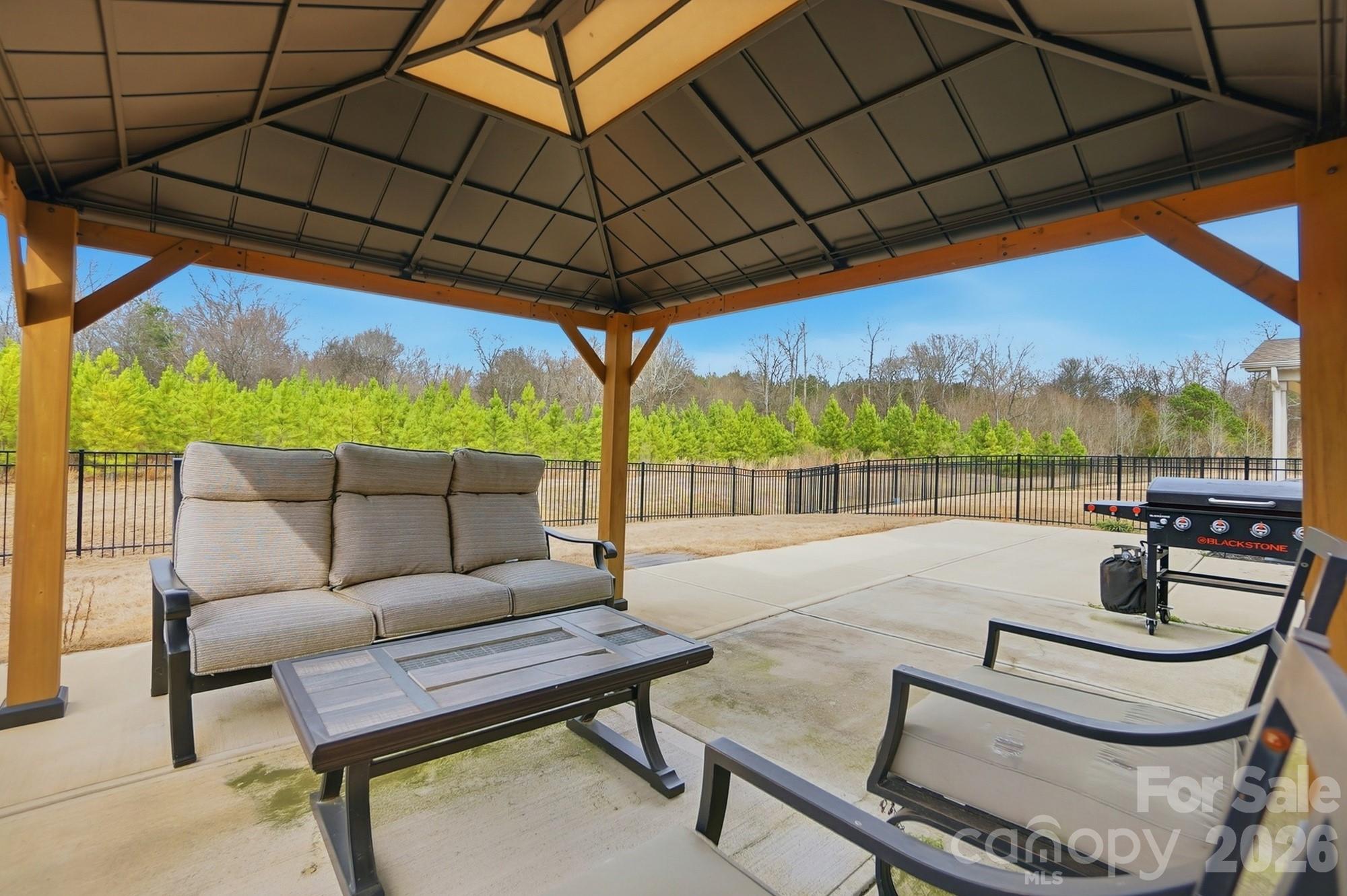 1323 Laggan Lane Property Photo 31