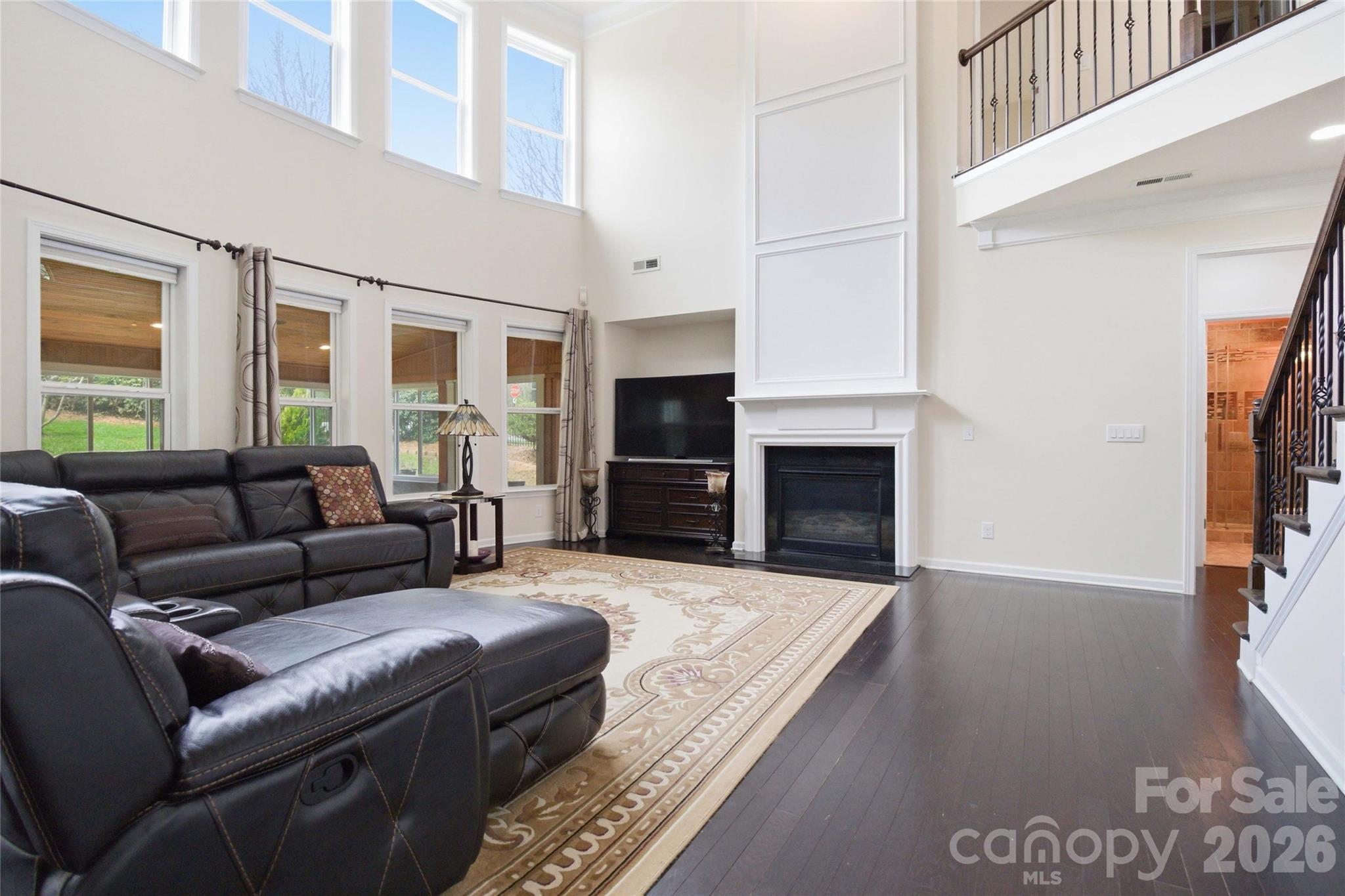 10102 Paxton Run Road Property Photo 9