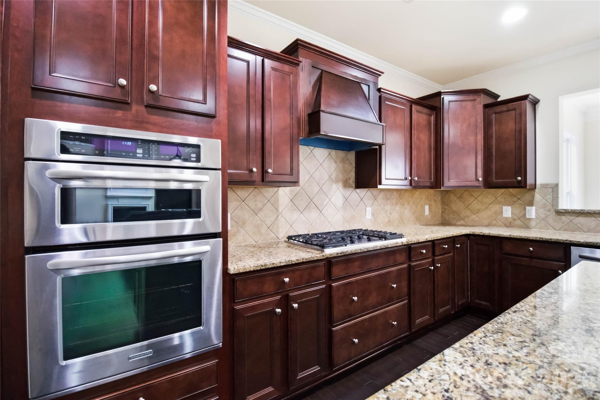 10102 Paxton Run Road Property Photo 12
