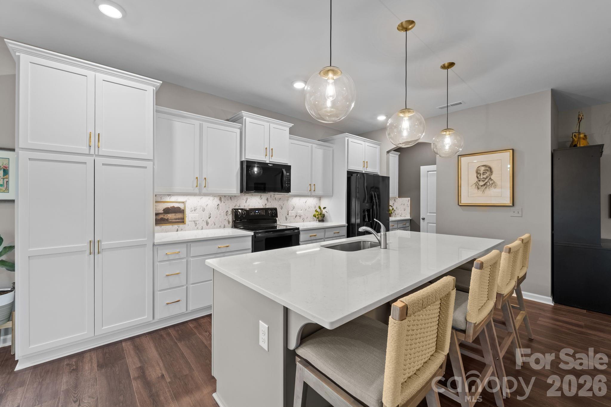 157 Montgomery Place Property Photo 6