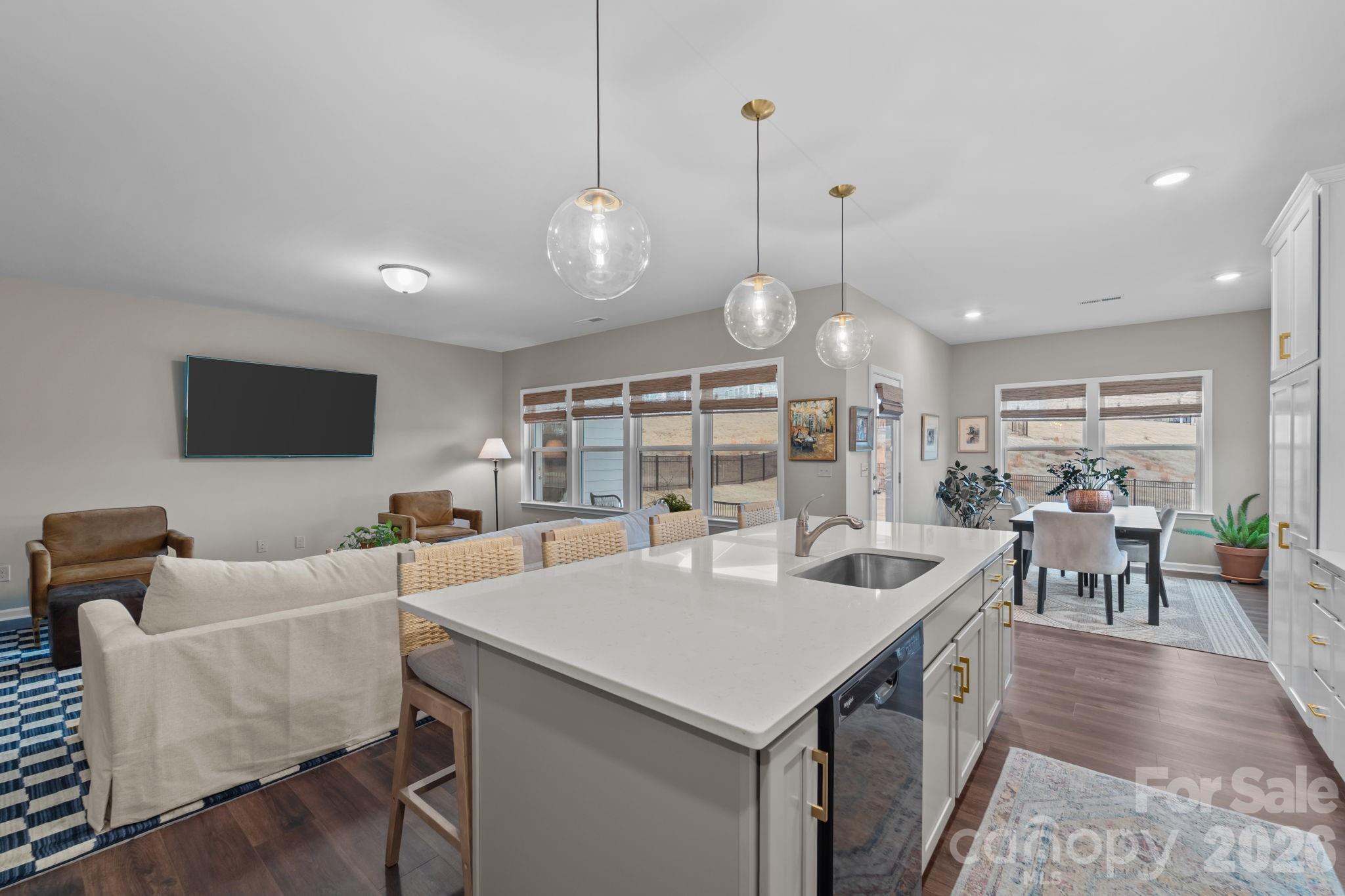 157 Montgomery Place Property Photo 8