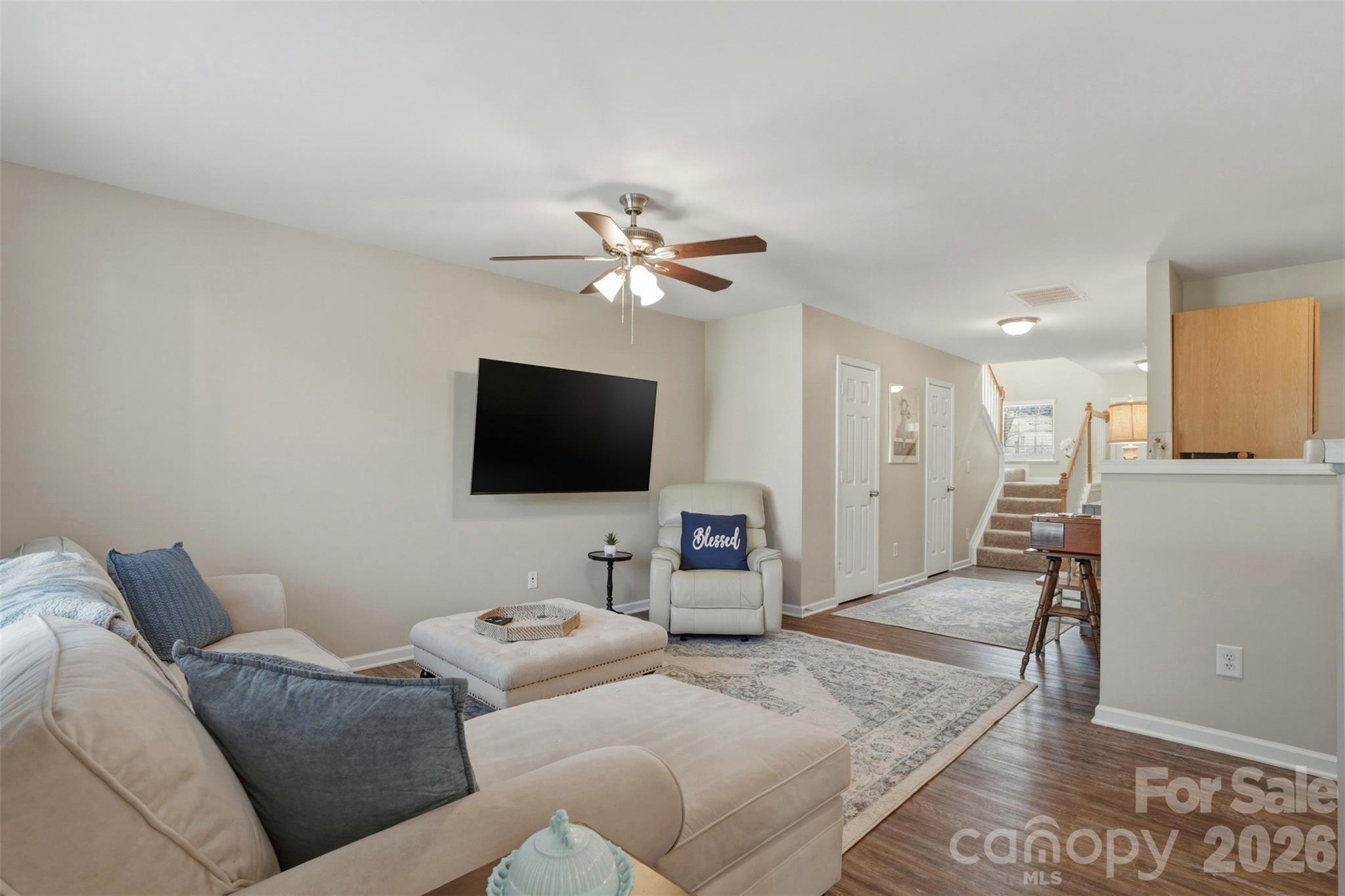 2262 Hanover Court Property Photo 12