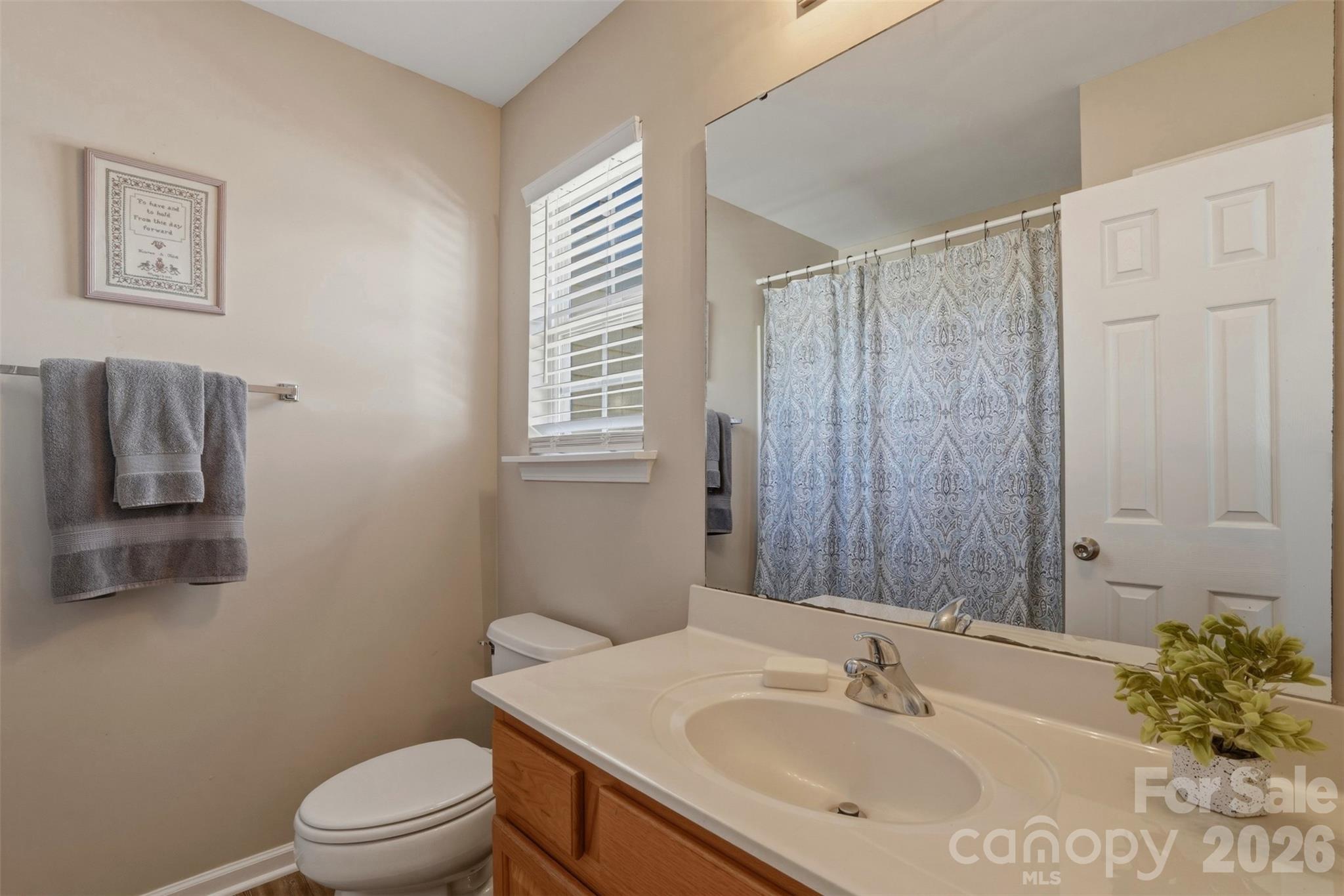 2262 Hanover Court Property Photo 20
