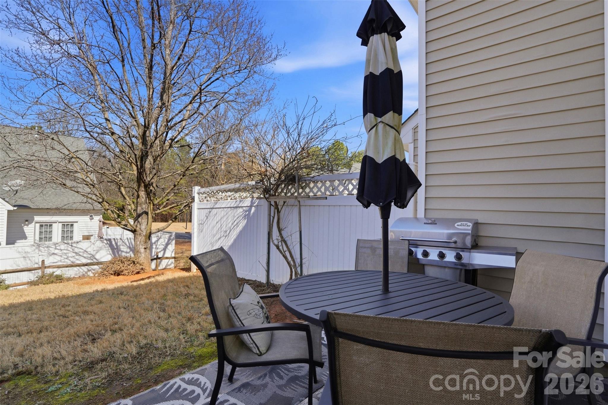 2262 Hanover Court Property Photo 22