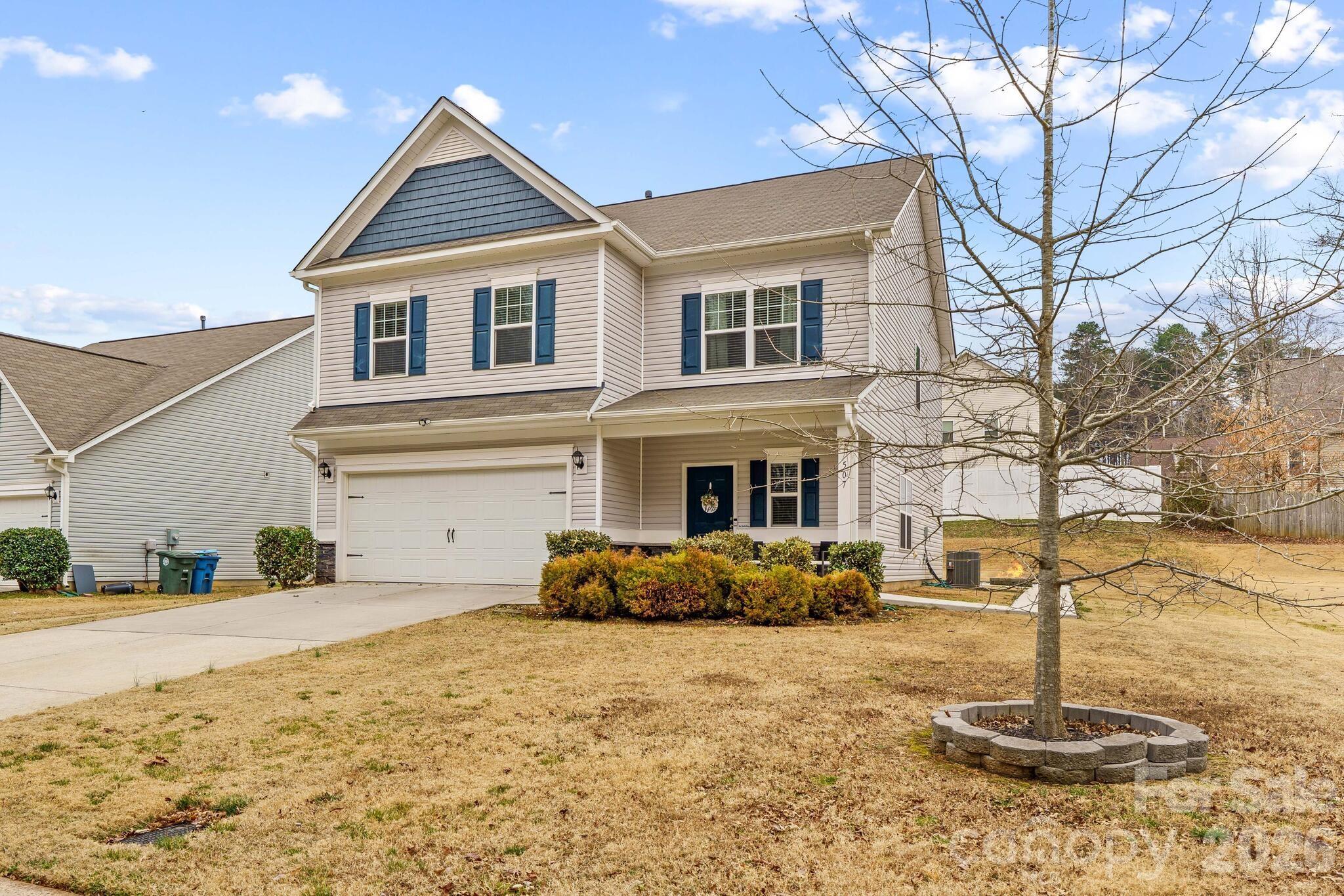507 Oak Brook Drive Property Photo 3