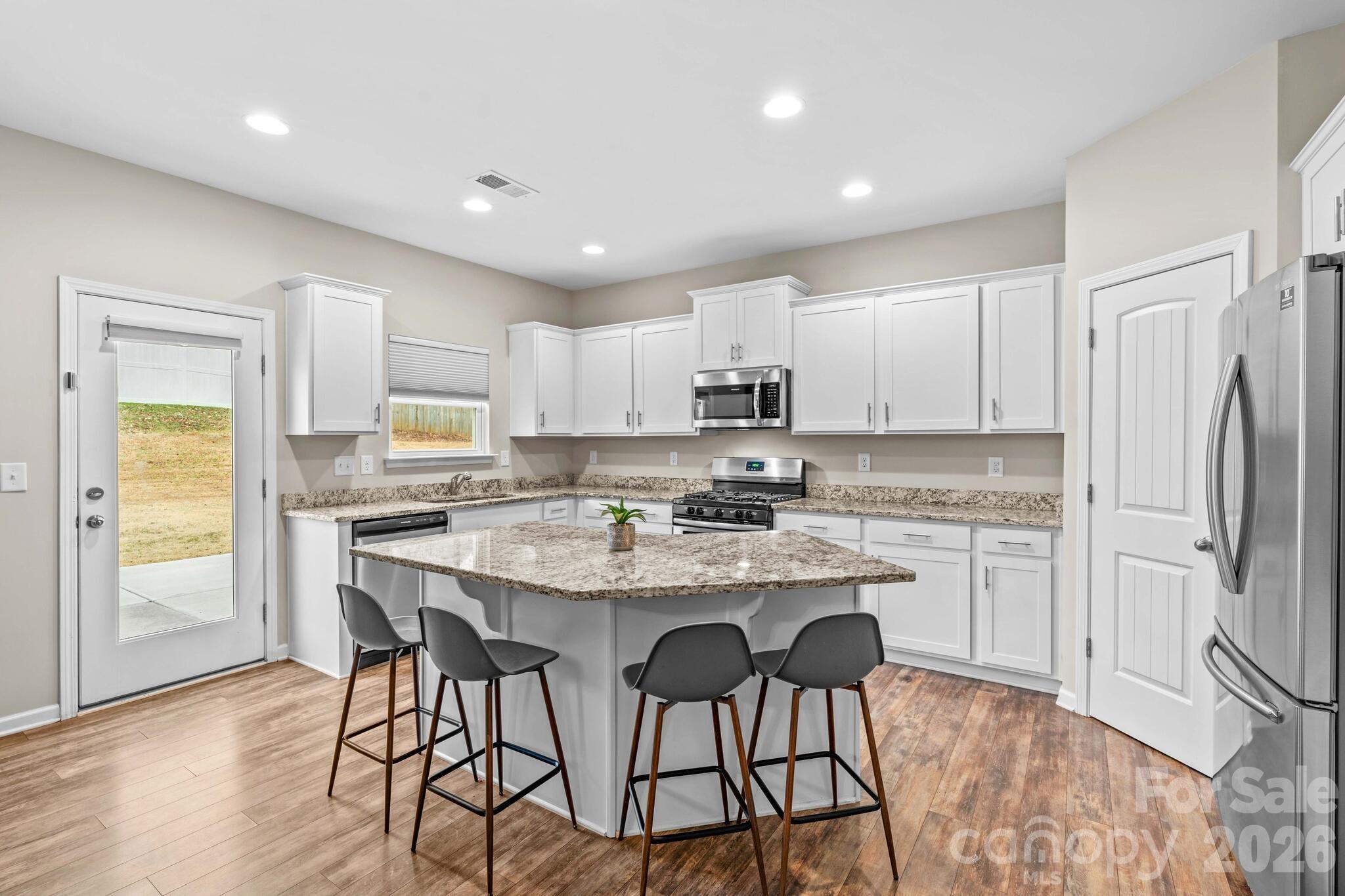 507 Oak Brook Drive Property Photo 19