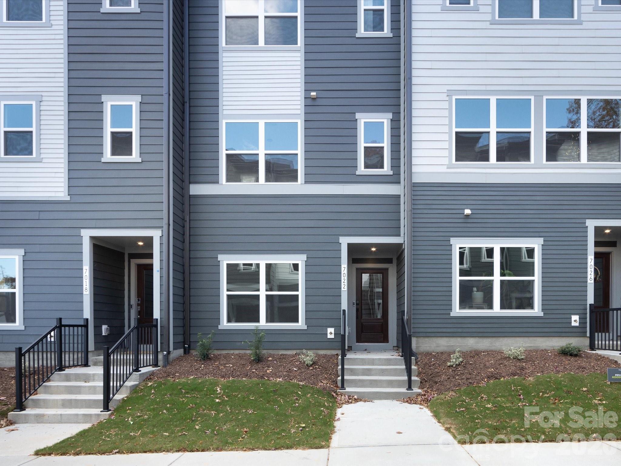 7022 Impulse Court Property Photo 2