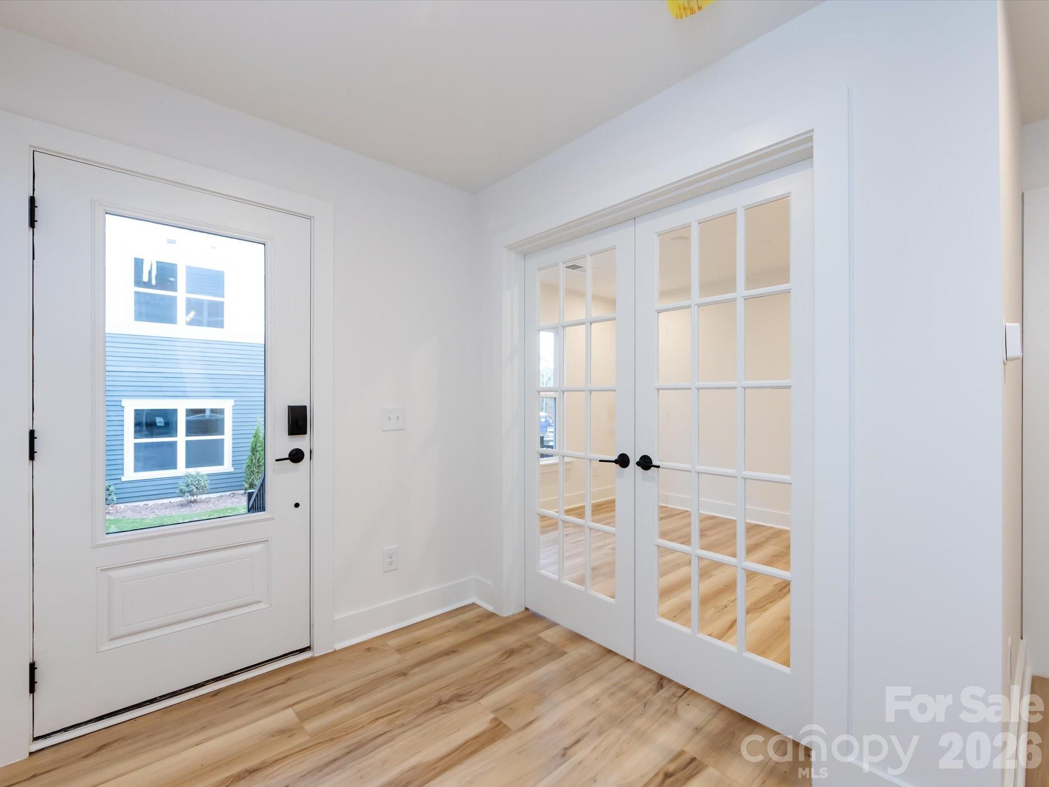 7022 Impulse Court Property Photo 3