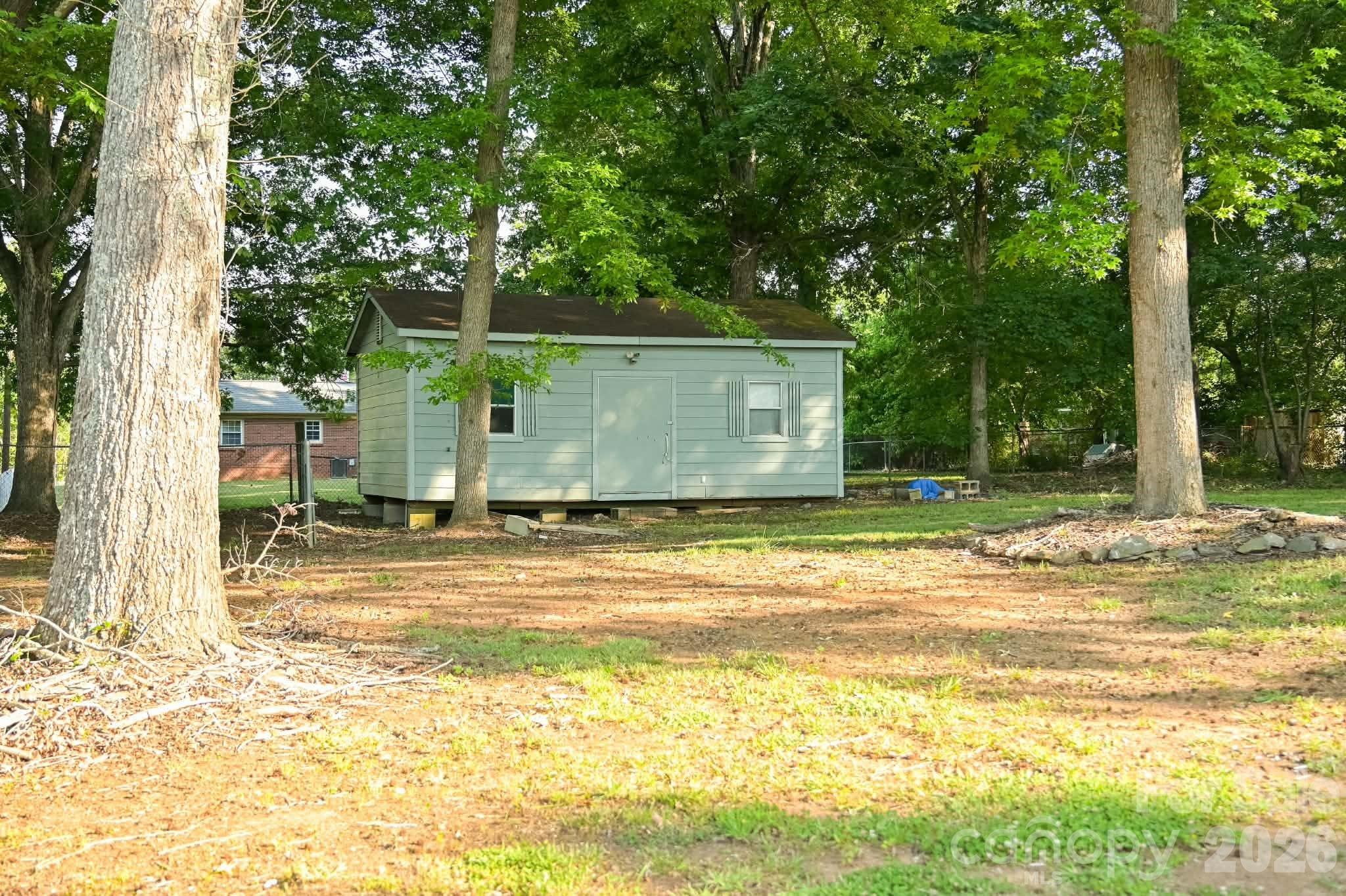 6005 Penndale Drive Property Photo 28