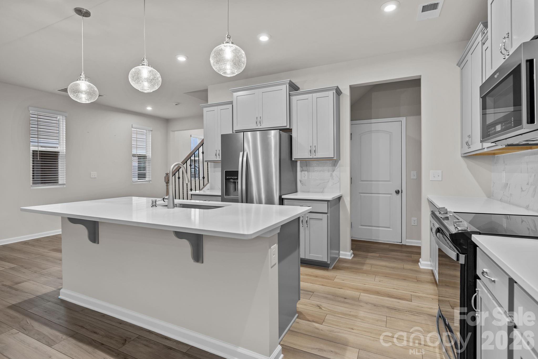 11246 Bartrams Way Property Photo 7
