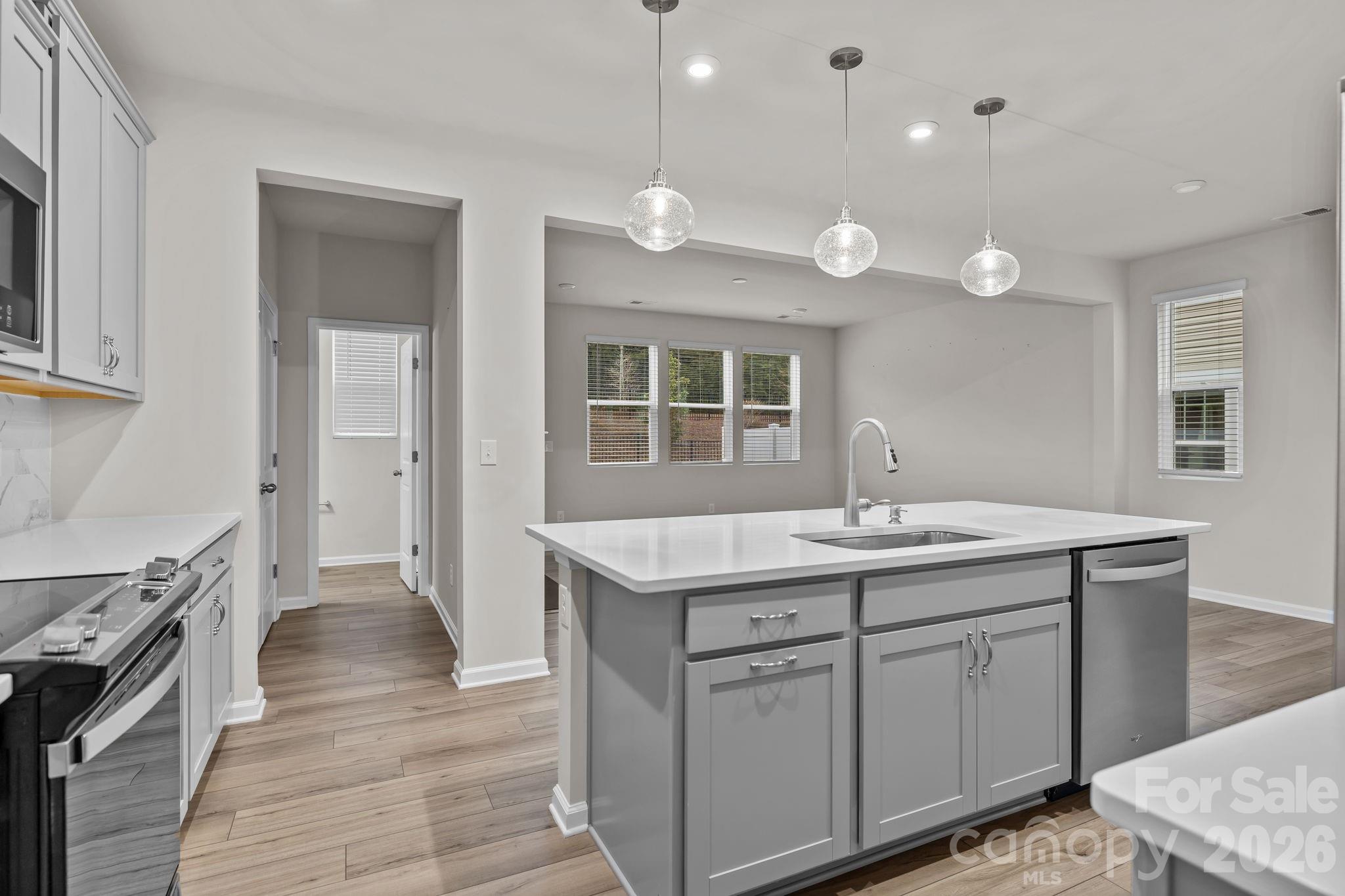 11246 Bartrams Way Property Photo 8