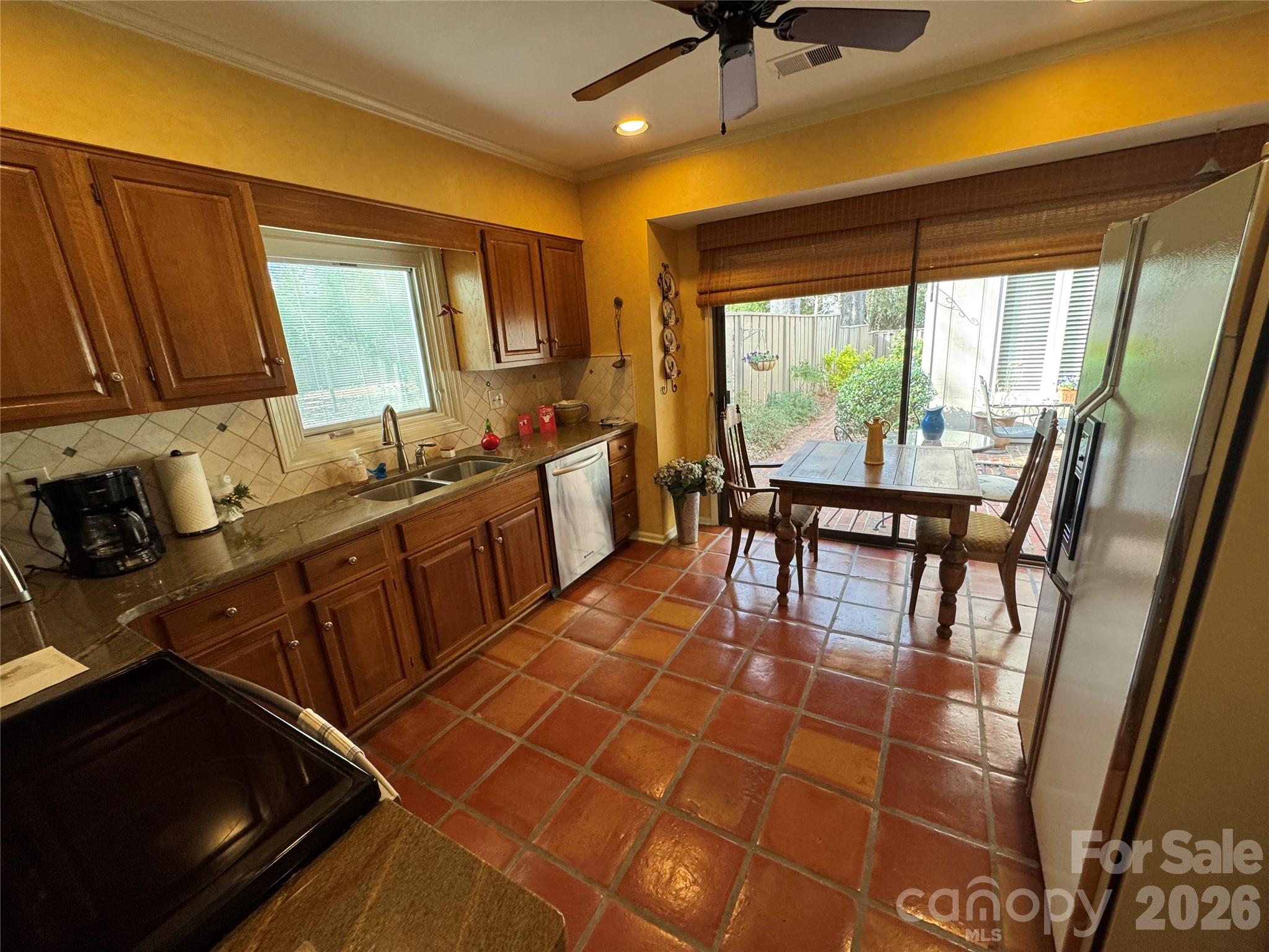 4913 Torrey Pines Court Property Photo 21