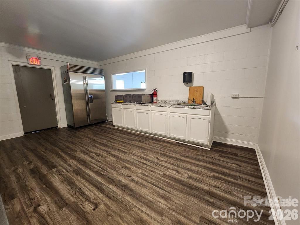 4521 Beaty Road Property Photo 12