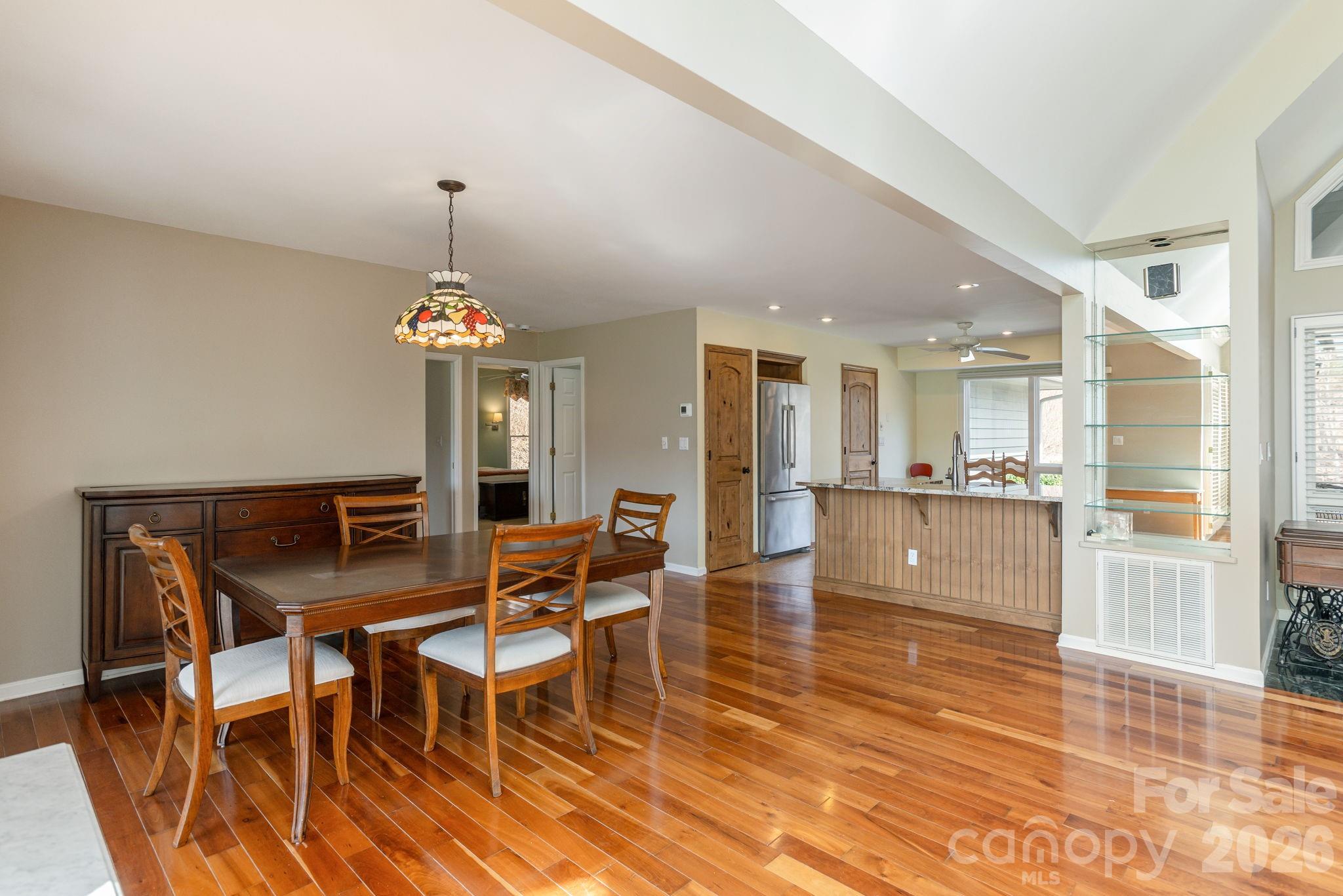 132 Broadmoor Drive V-1 Property Photo 19