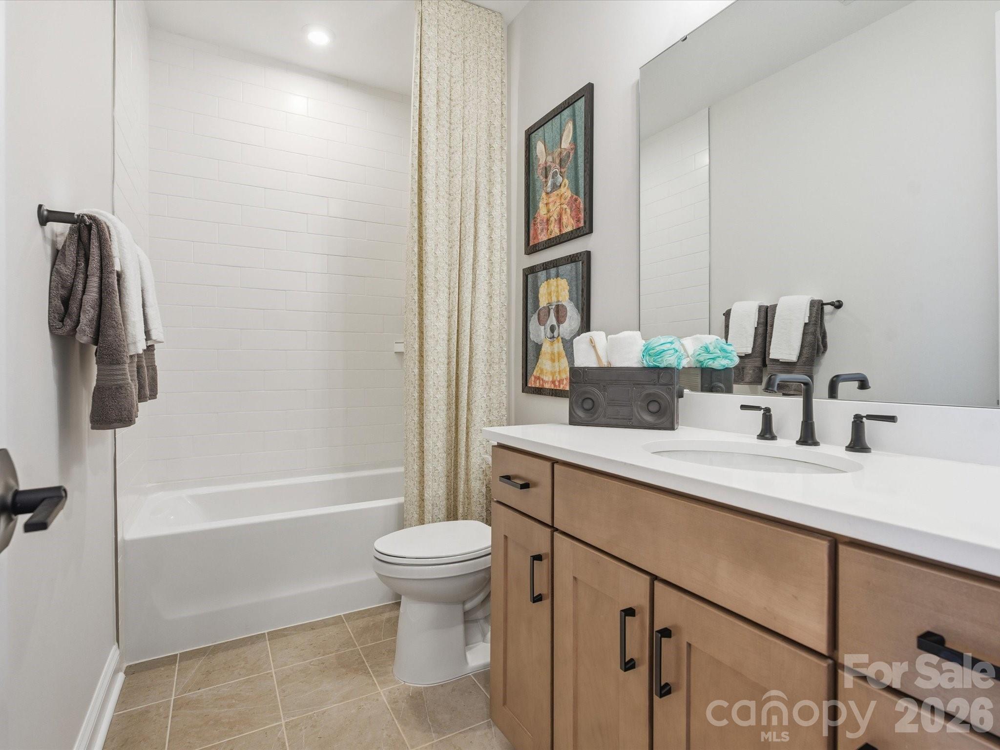 6005 Yellow Buckeye Drive Property Photo 20