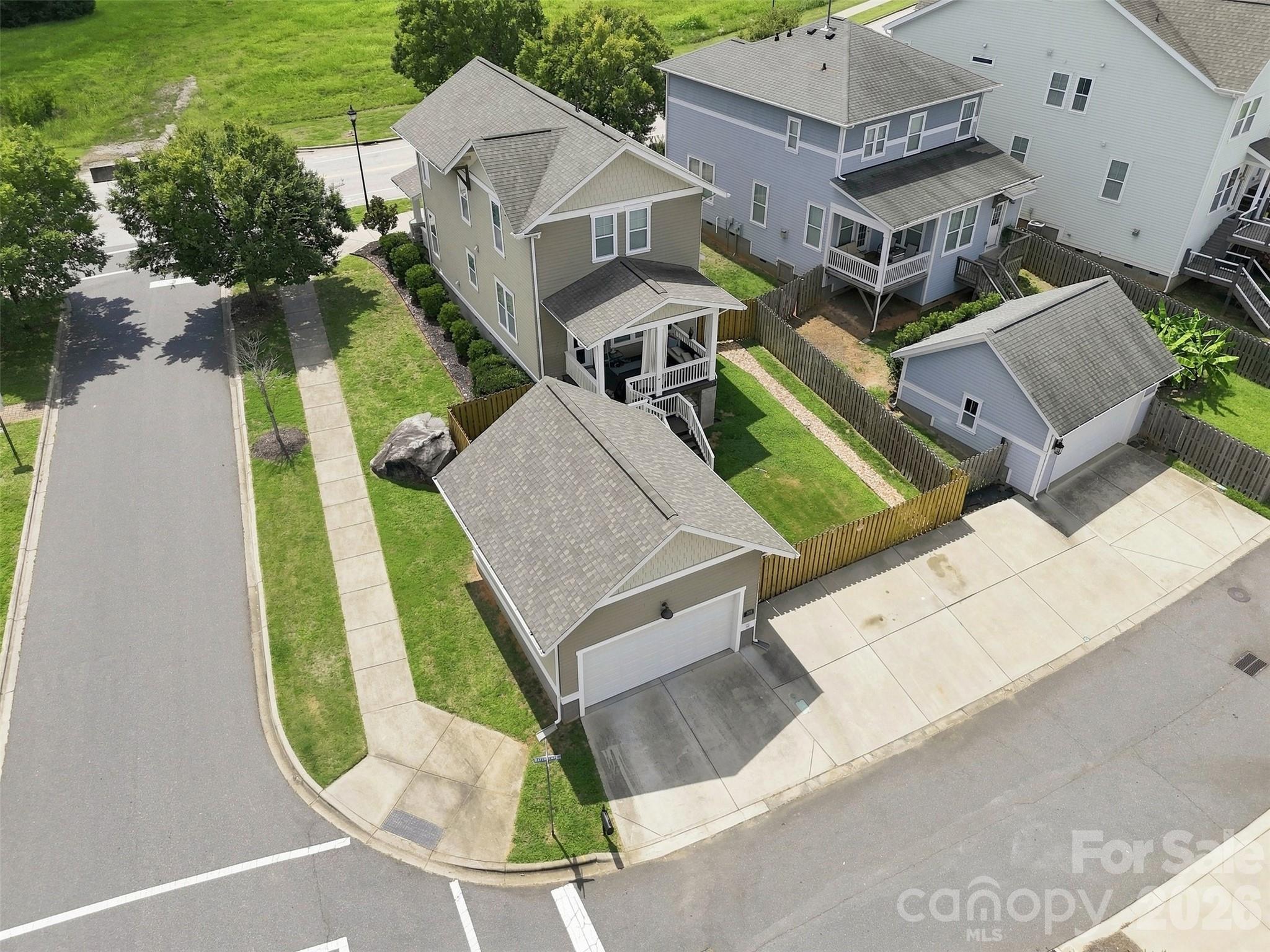 309 Mariemont Way Property Photo 33