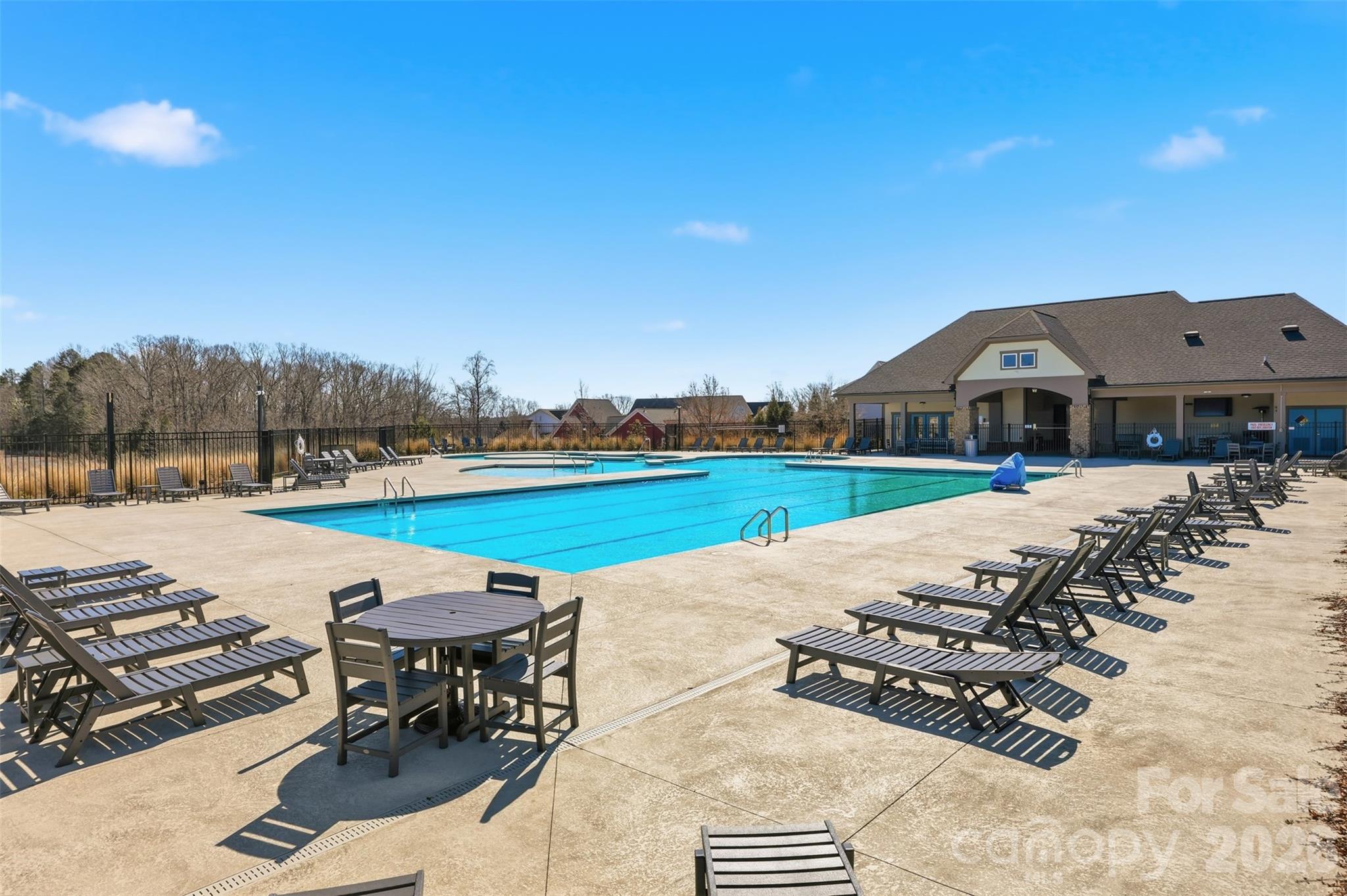309 Mariemont Way Property Photo 37