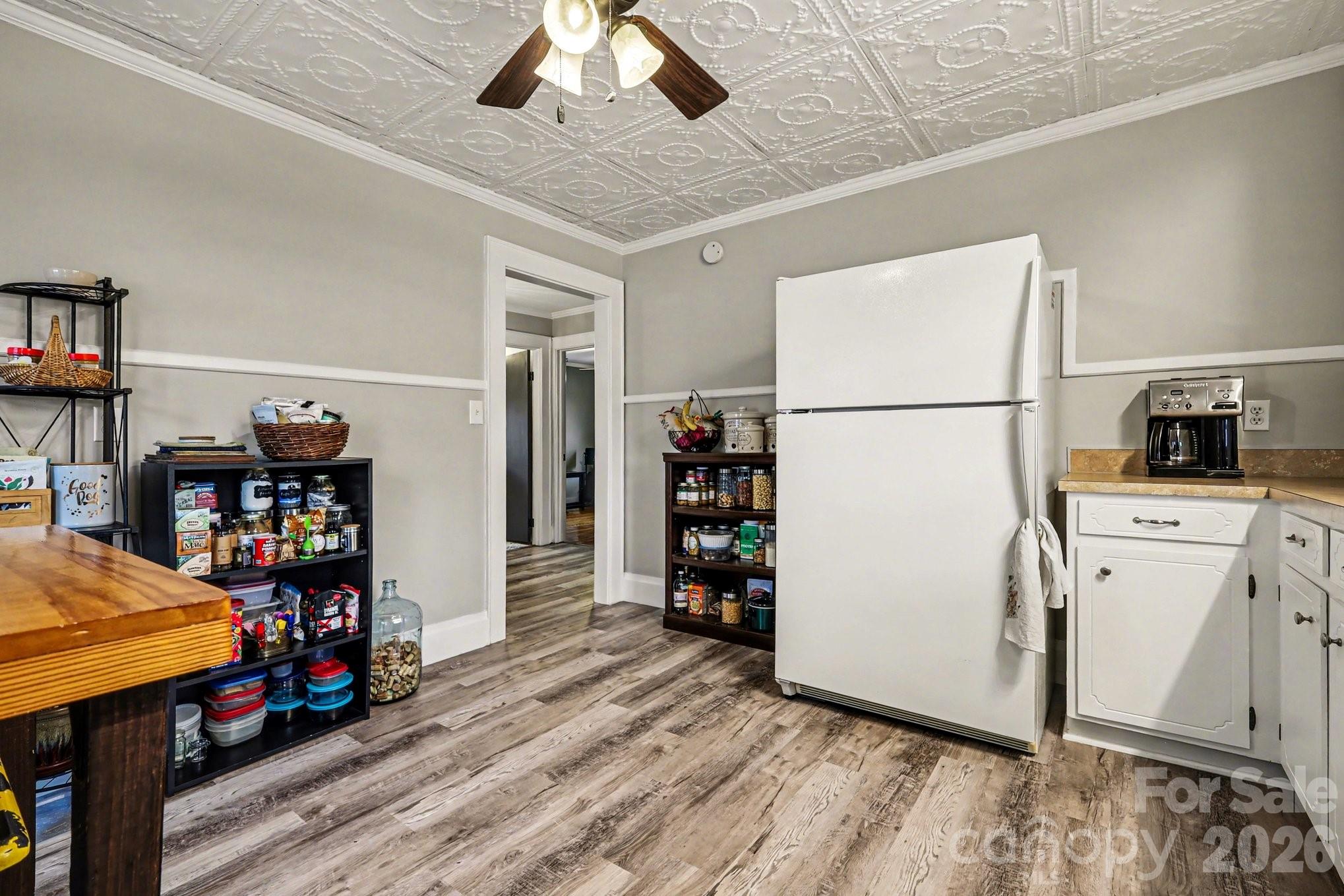 237 Jefferson Avenue Property Photo 5